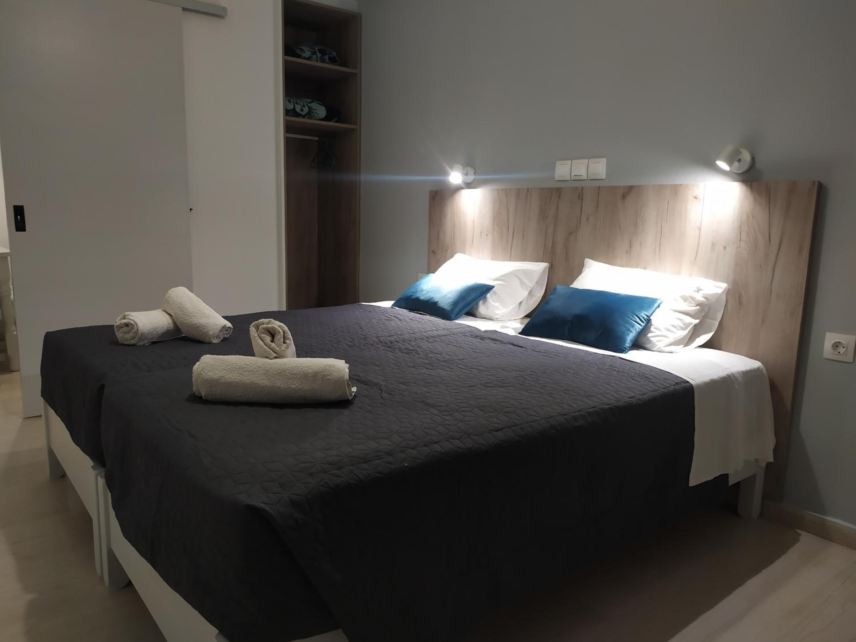 Deluxe Apartment photo 2