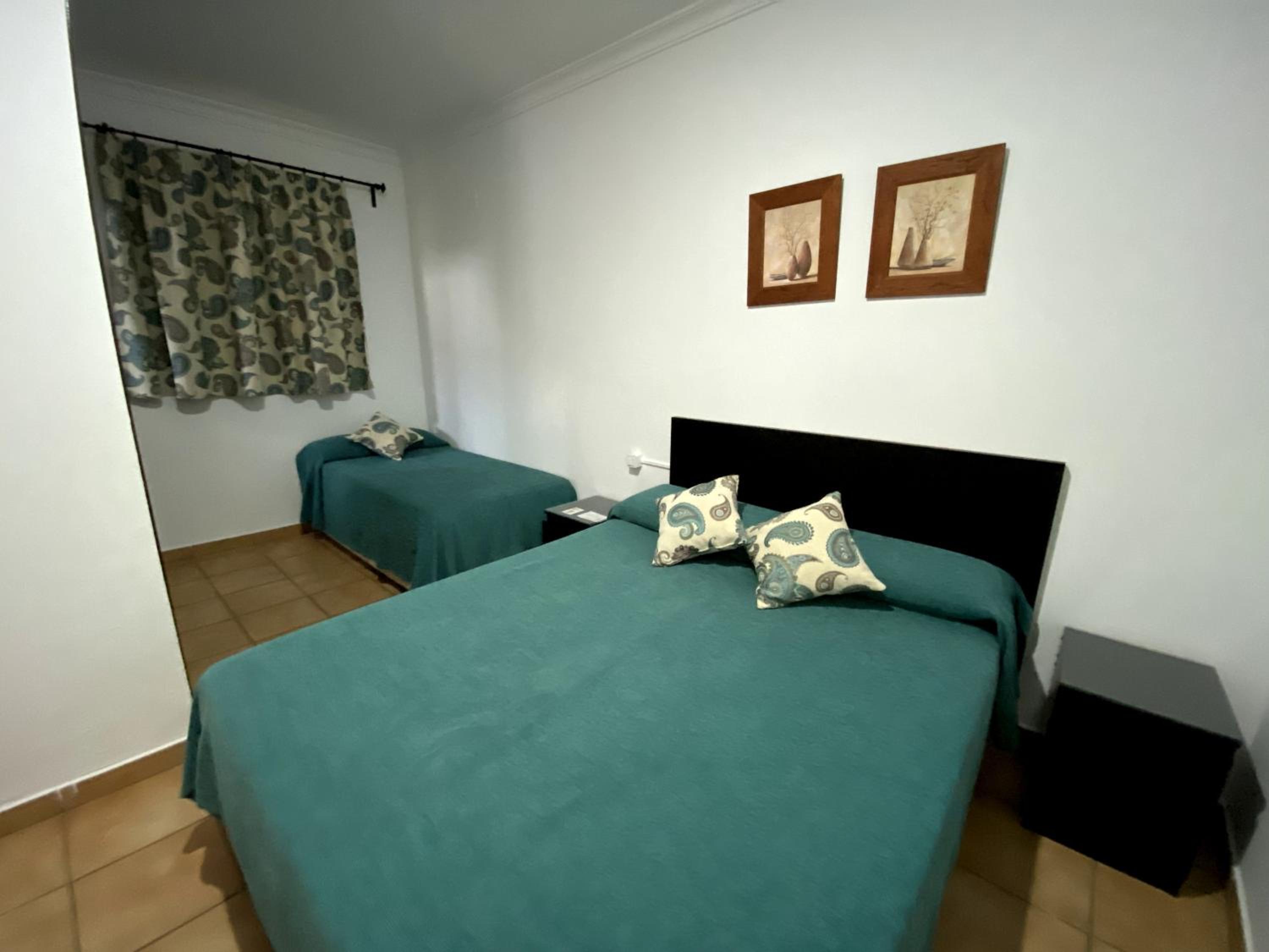 Triple Room - Photo 7