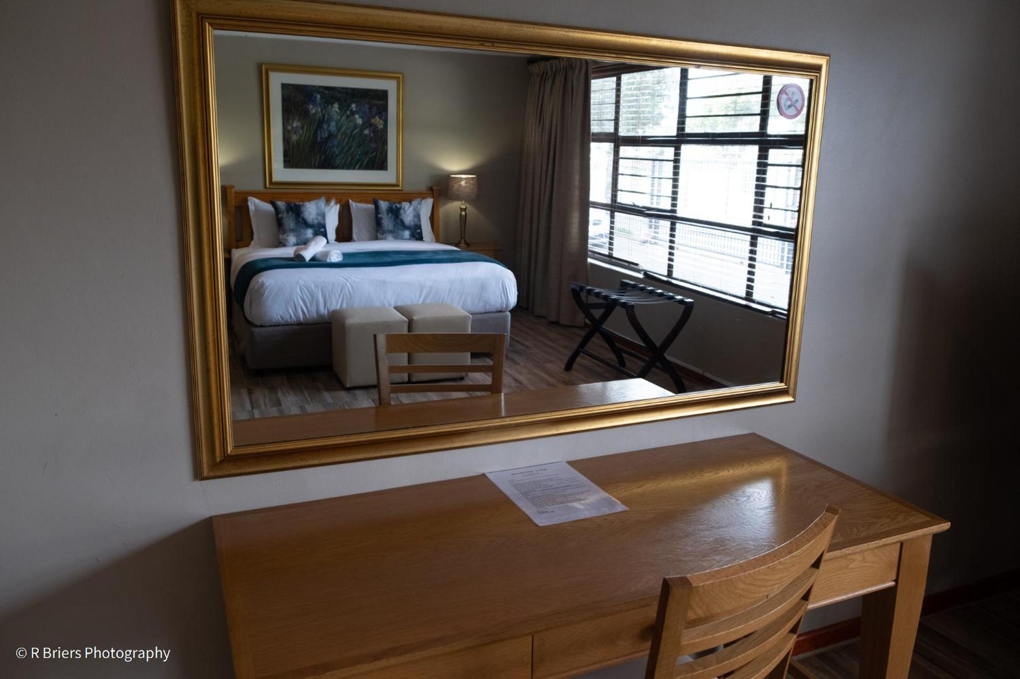 Luxury Suite Room - Photo 6