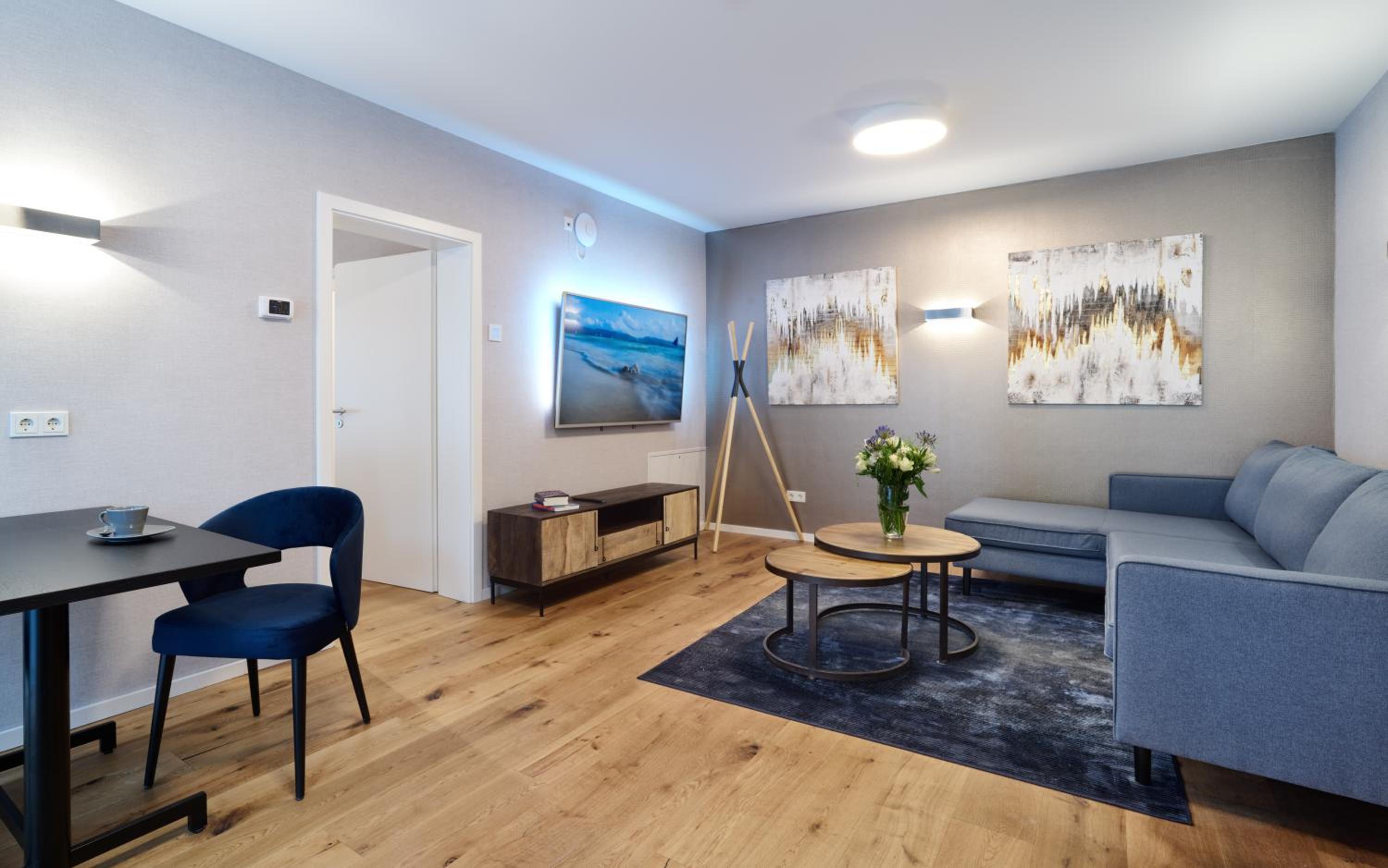 One-Bedroom Apartment - Photo 6