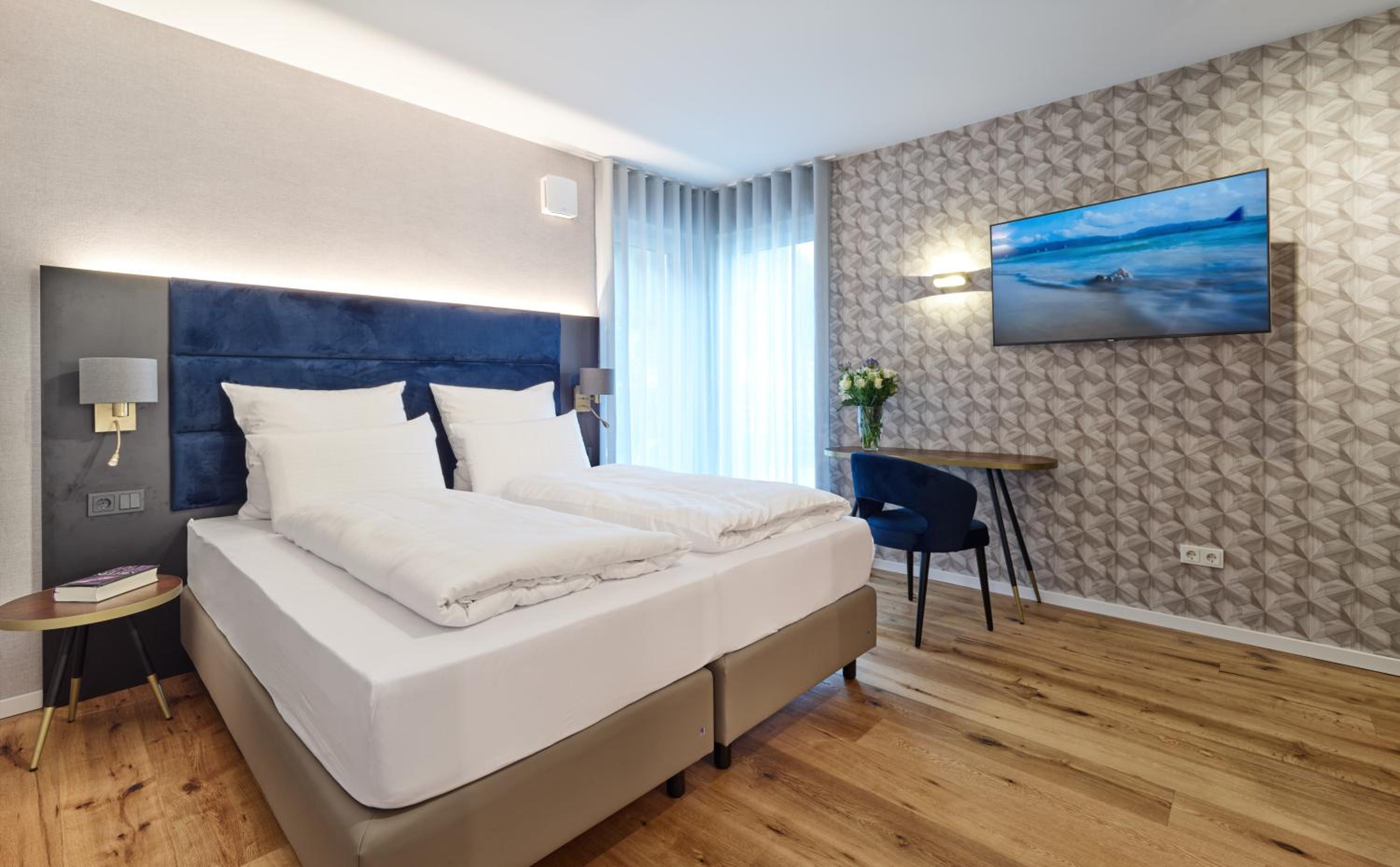 One-Bedroom Apartment - Photo 7