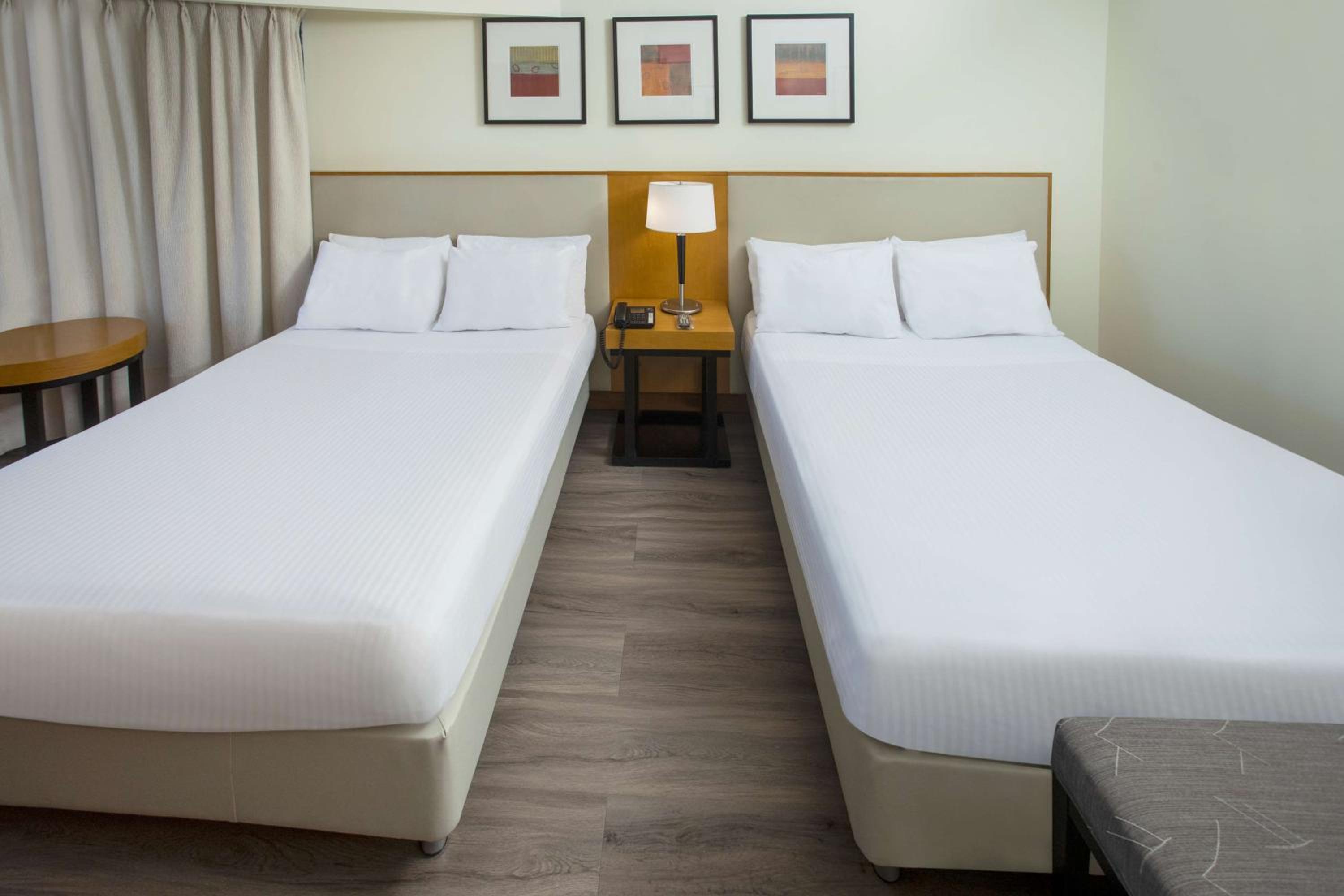 Family Quadruple Room thumbnail 5