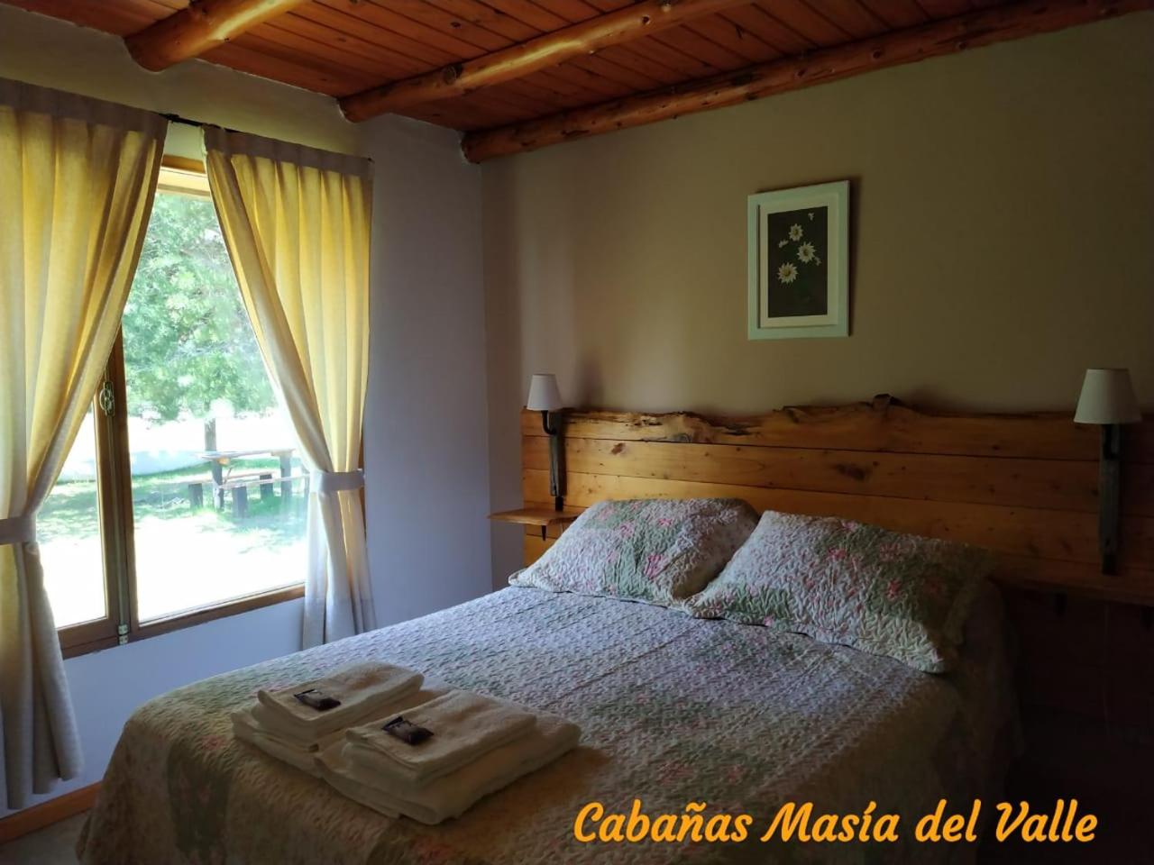 Two-Bedroom House photo 2