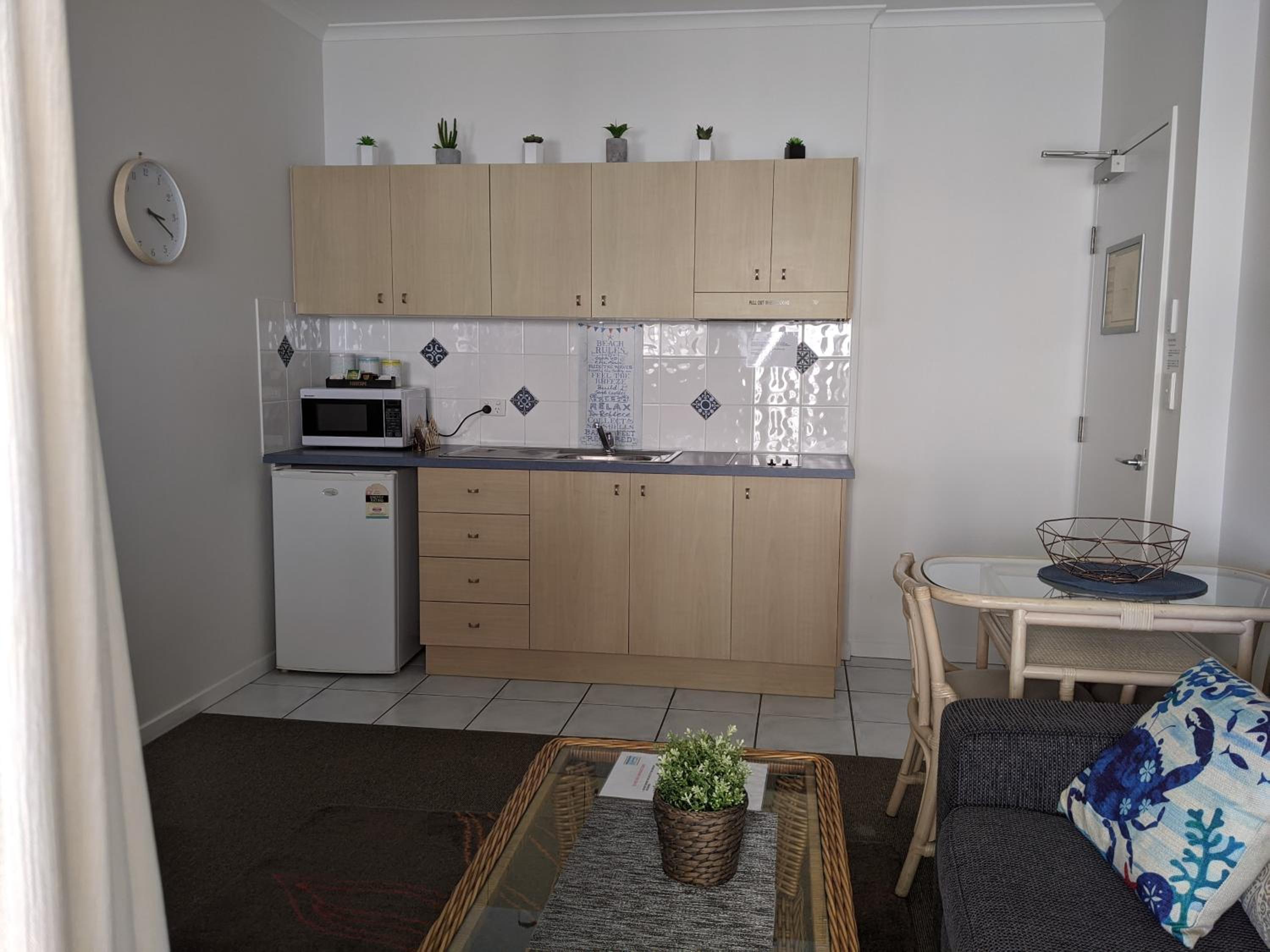 Studio Apartment - Access via Stairs photo 3