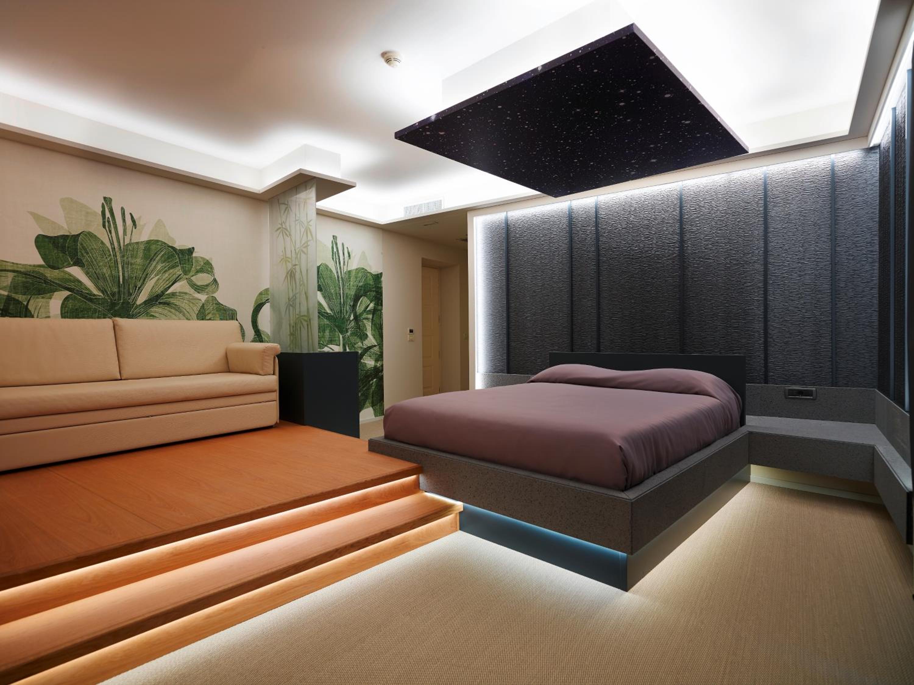 Superior Junior Suite with Lake View (3 Adults)