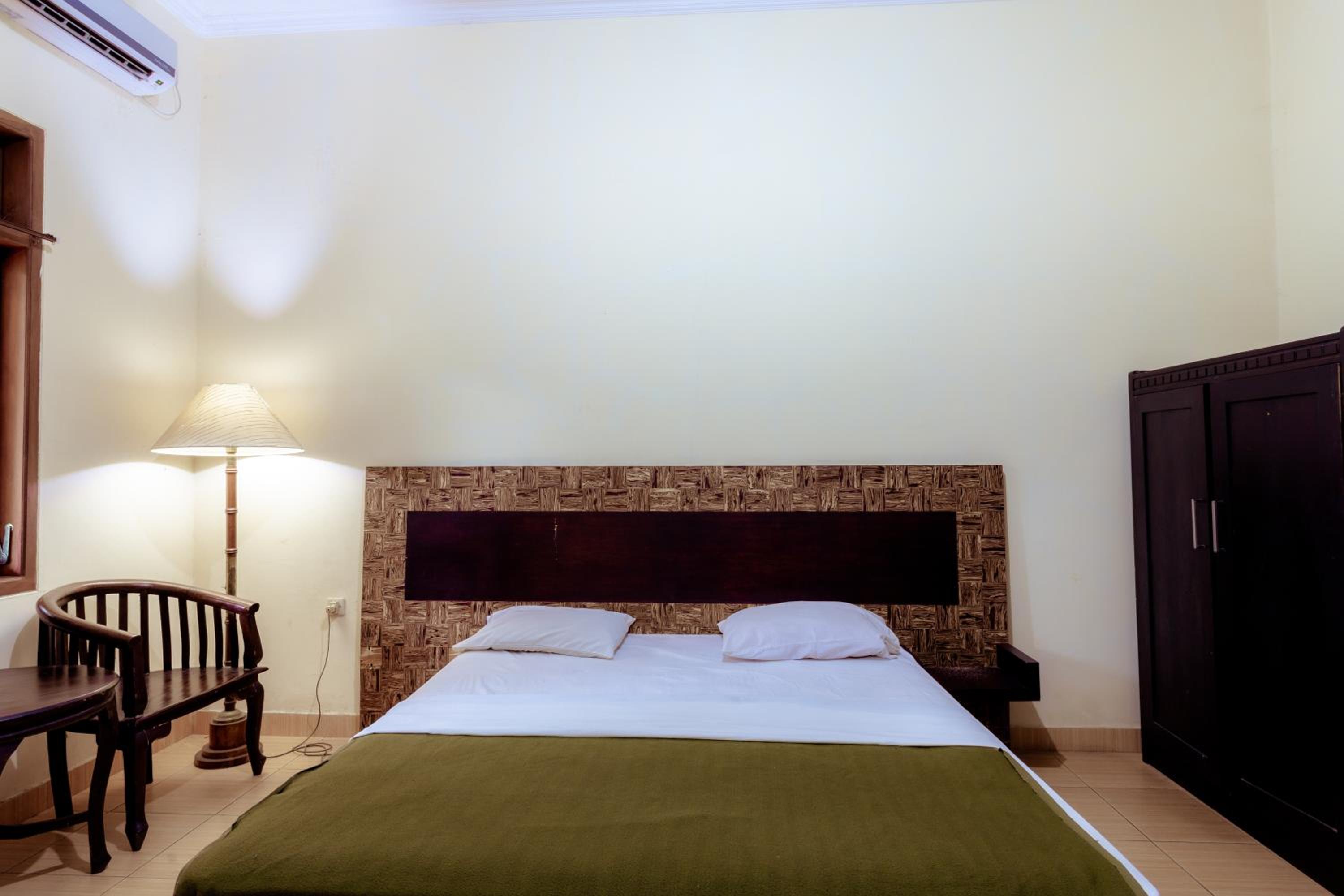 Deluxe Double Room photo 2