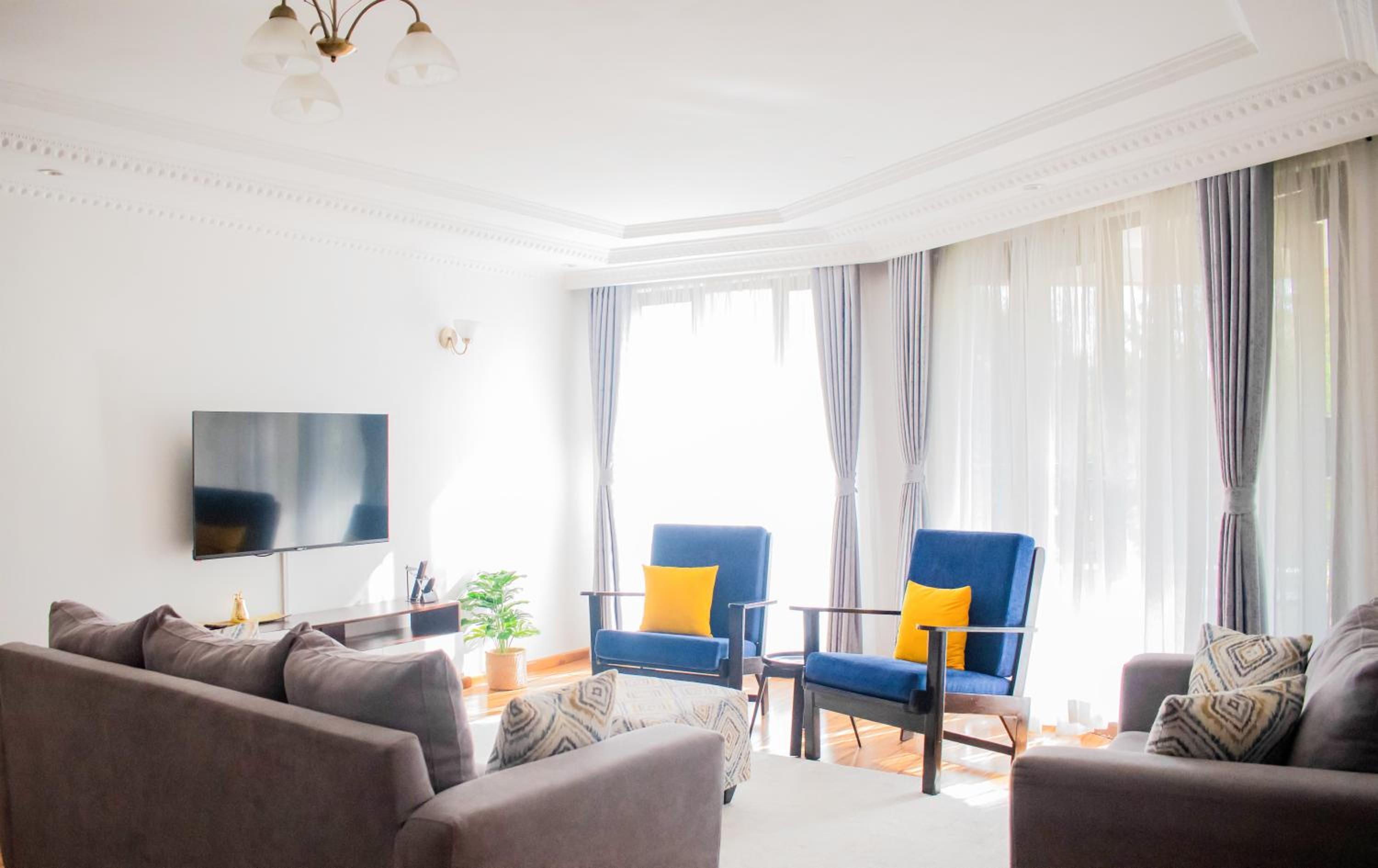 Standard King Room - Photo 1