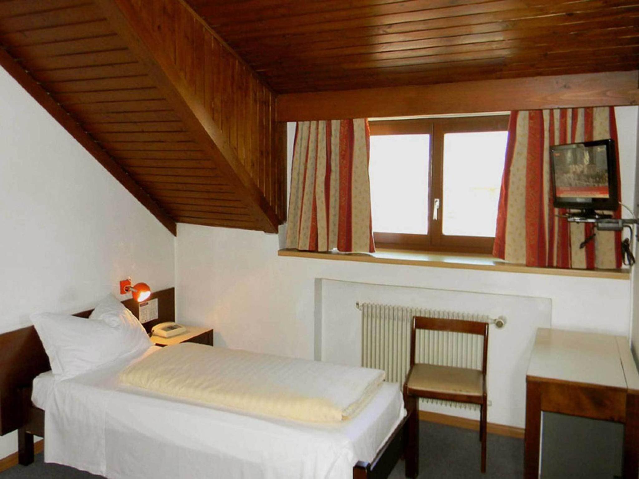 Single Room photo 2