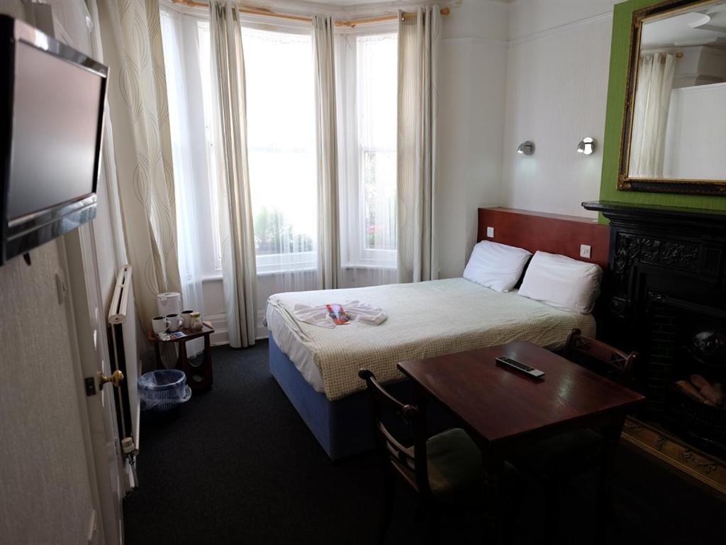 Triple Room photo 2