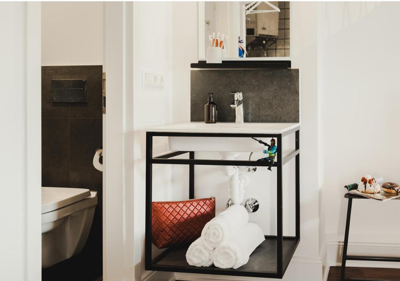 Double Room - Photo 9