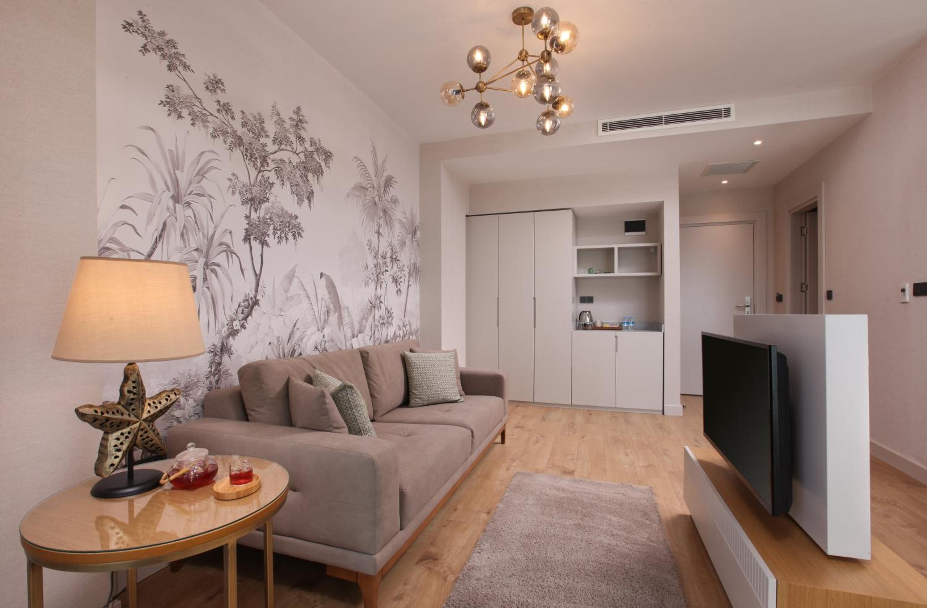 Deluxe Double Room photo 2