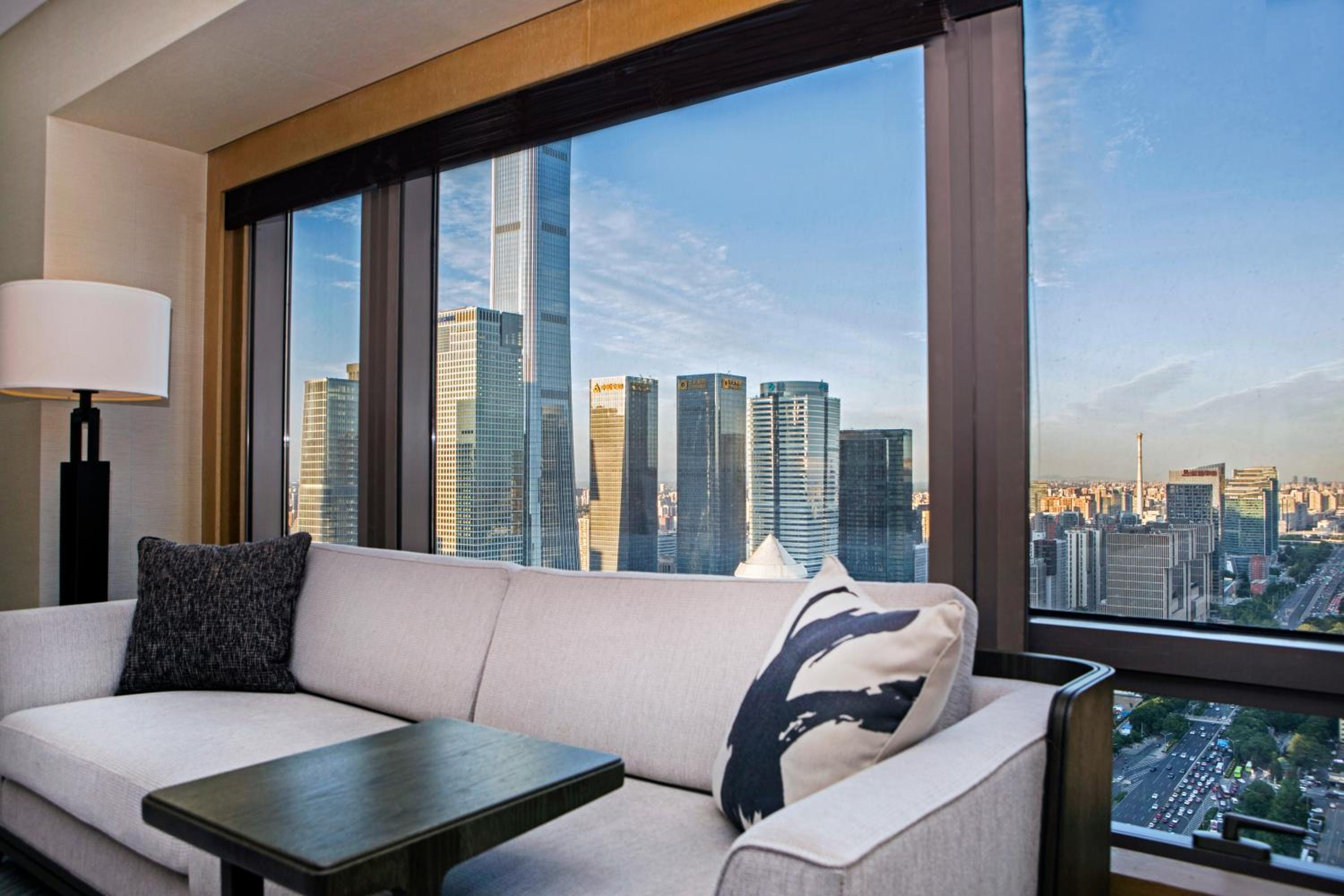 King Room with View - Photo 4