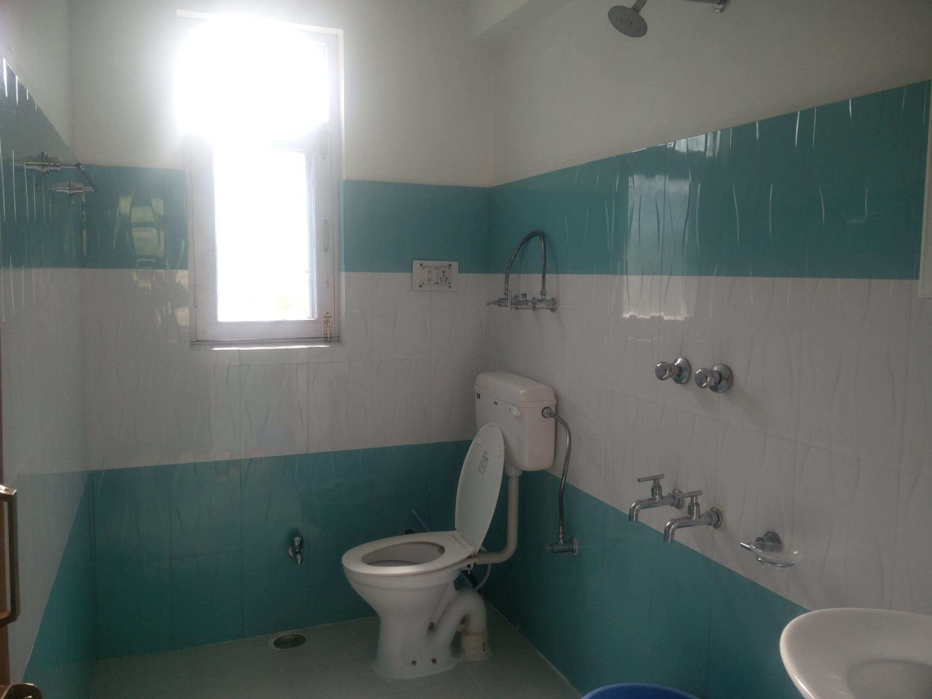 Two-Bedroom Suite - Photo 14