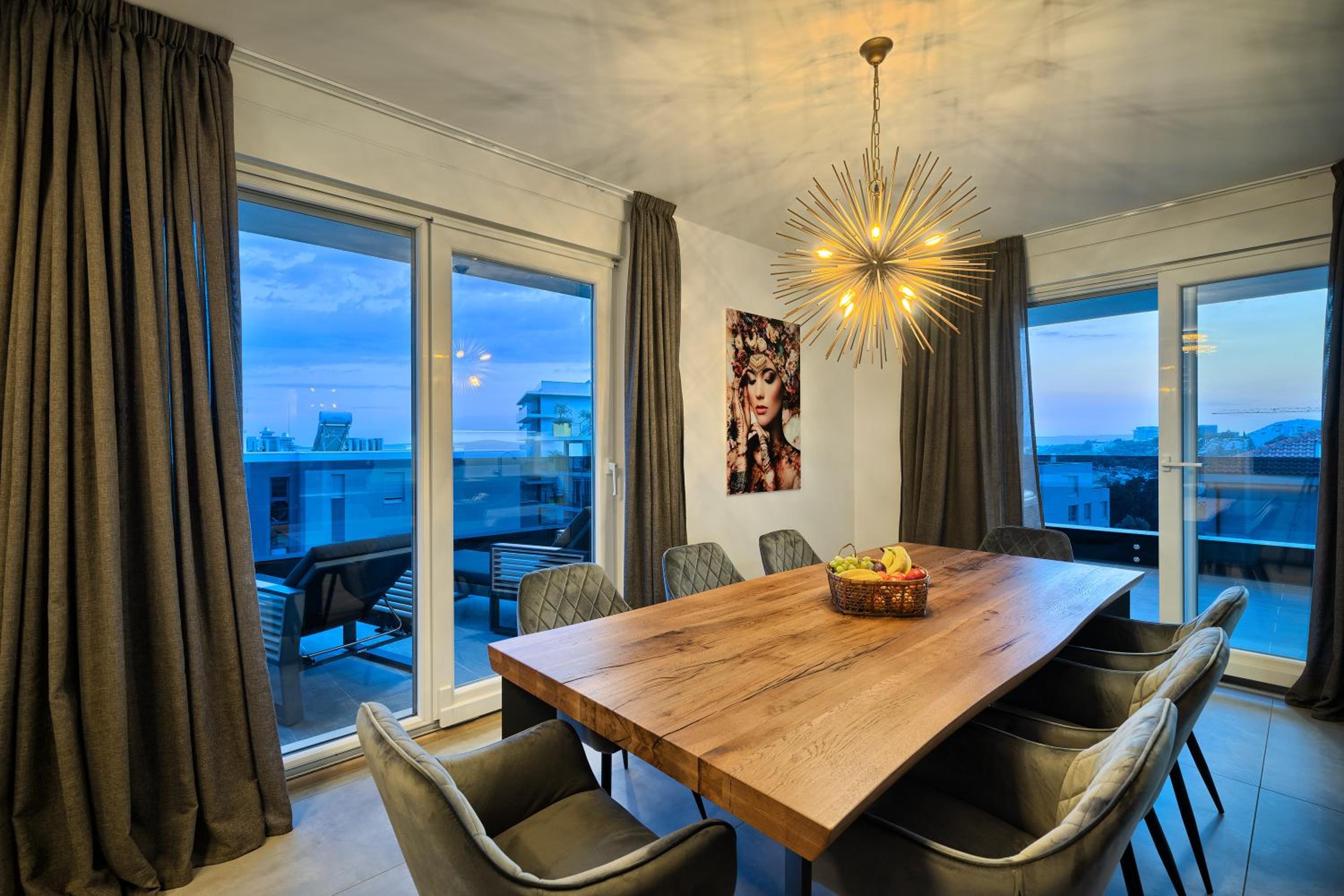 Penthouse Apartment - Photo 28