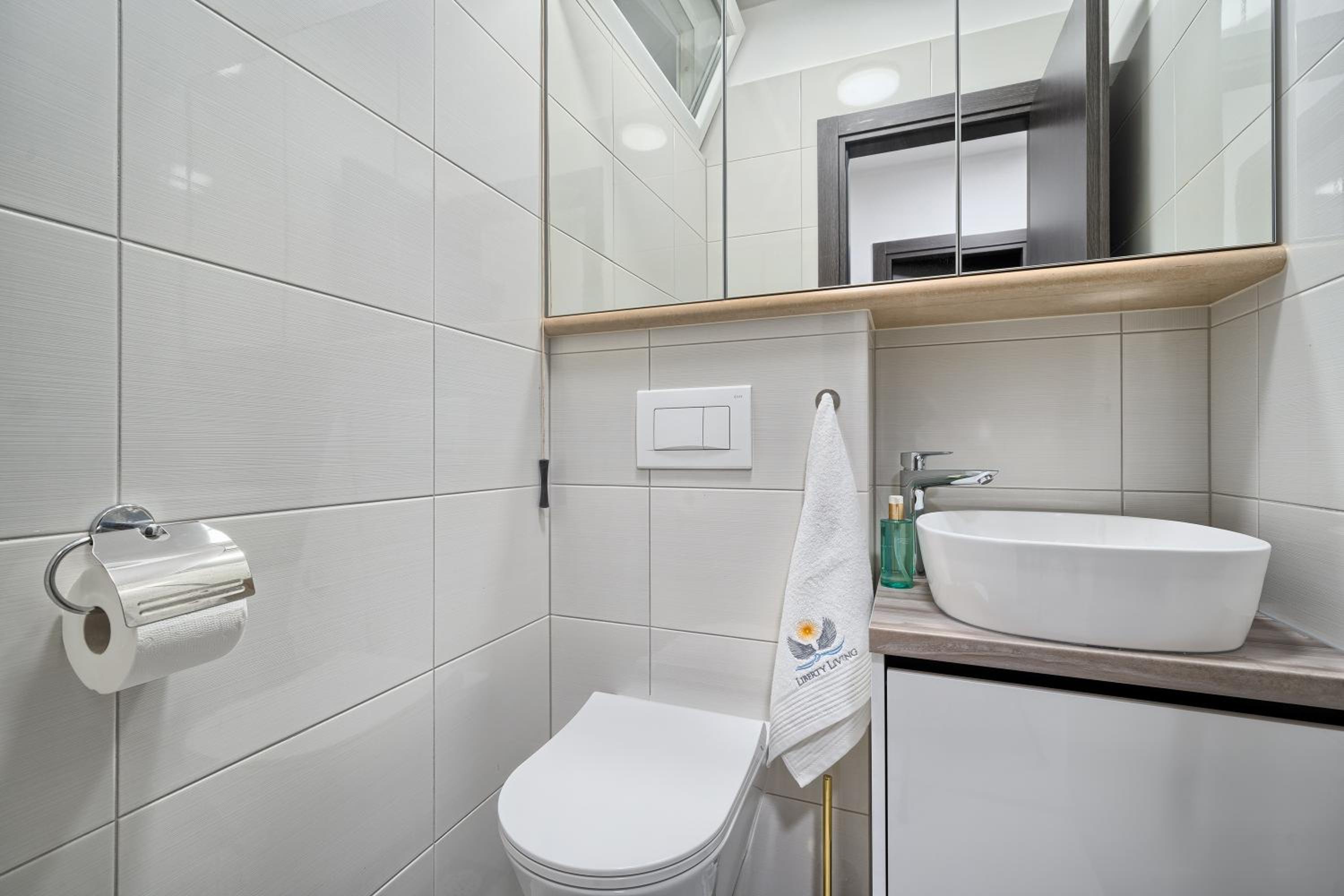 Penthouse Apartment - Photo 25
