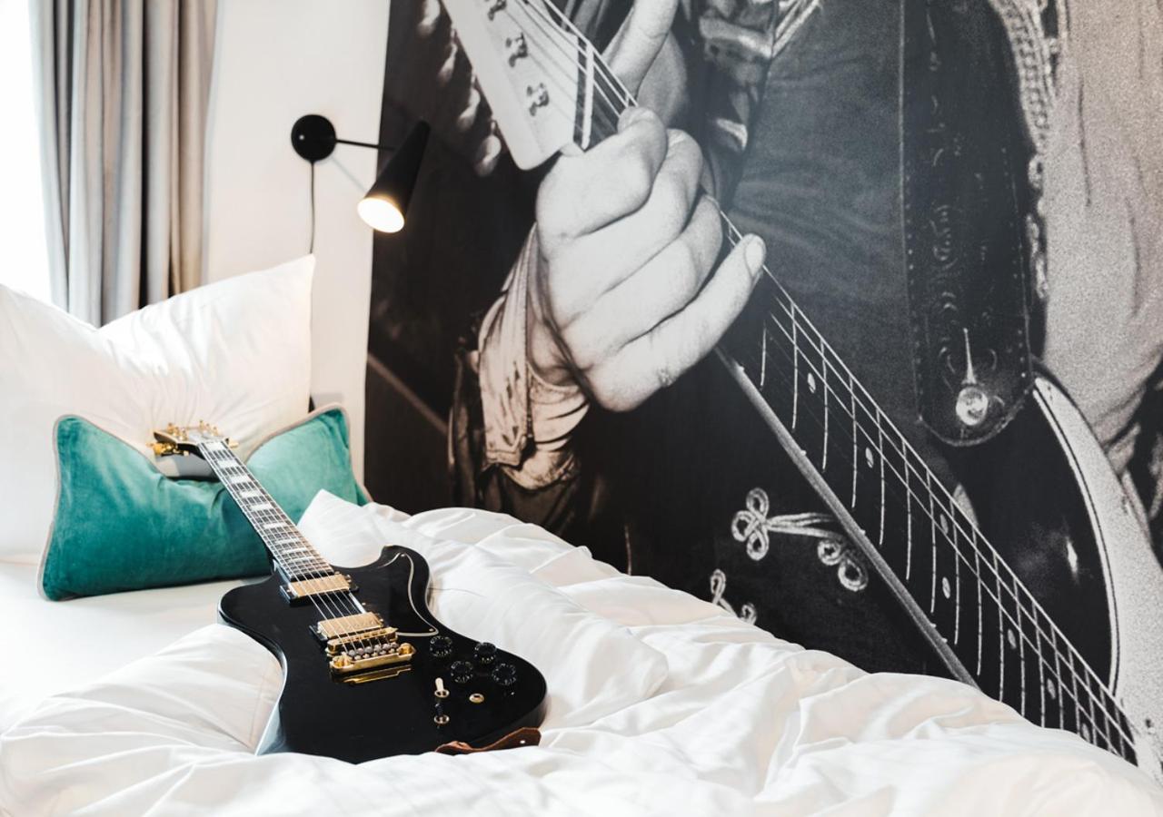 Small Double Room - Photo 3