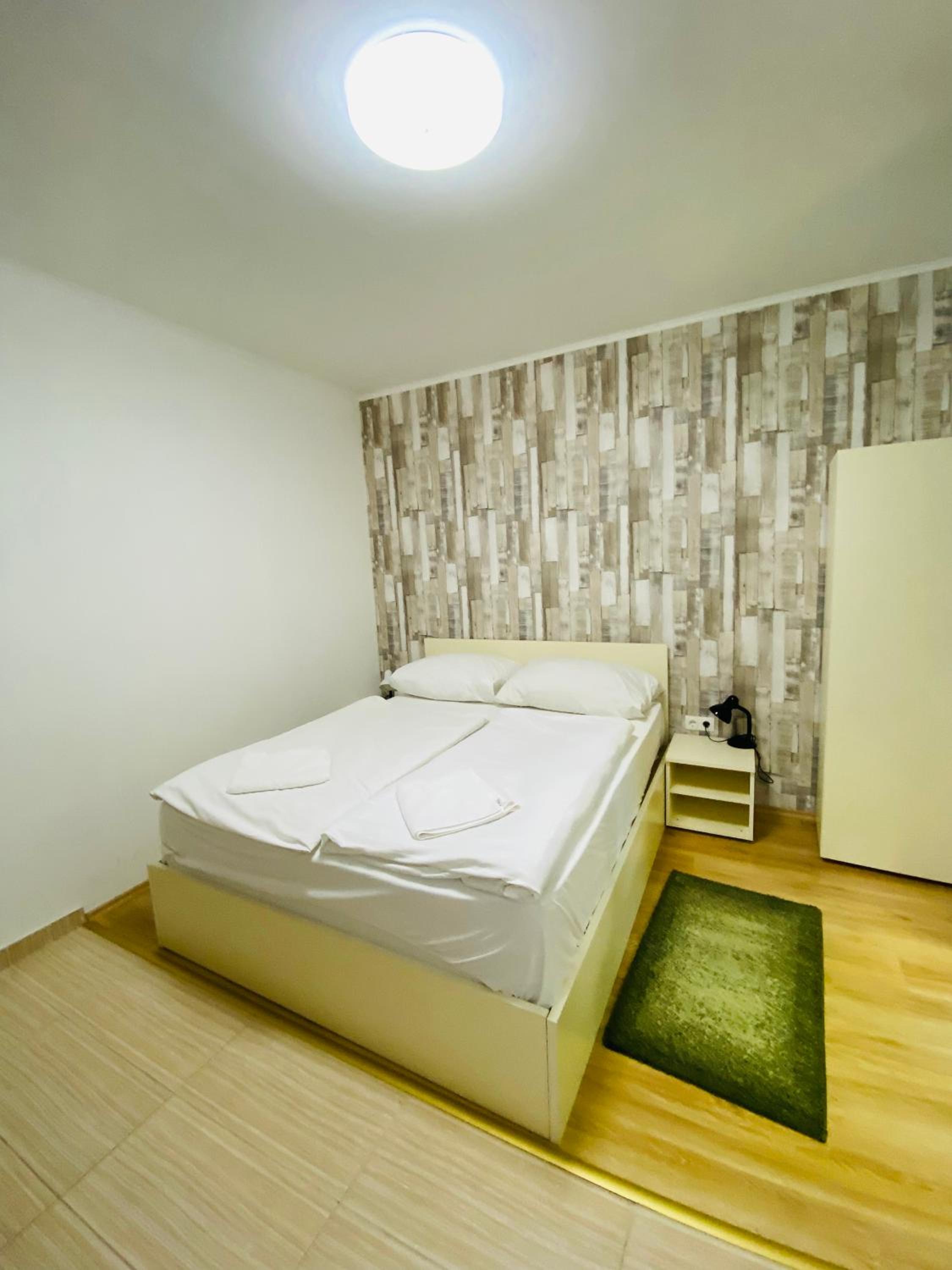 Double Room - Photo 13