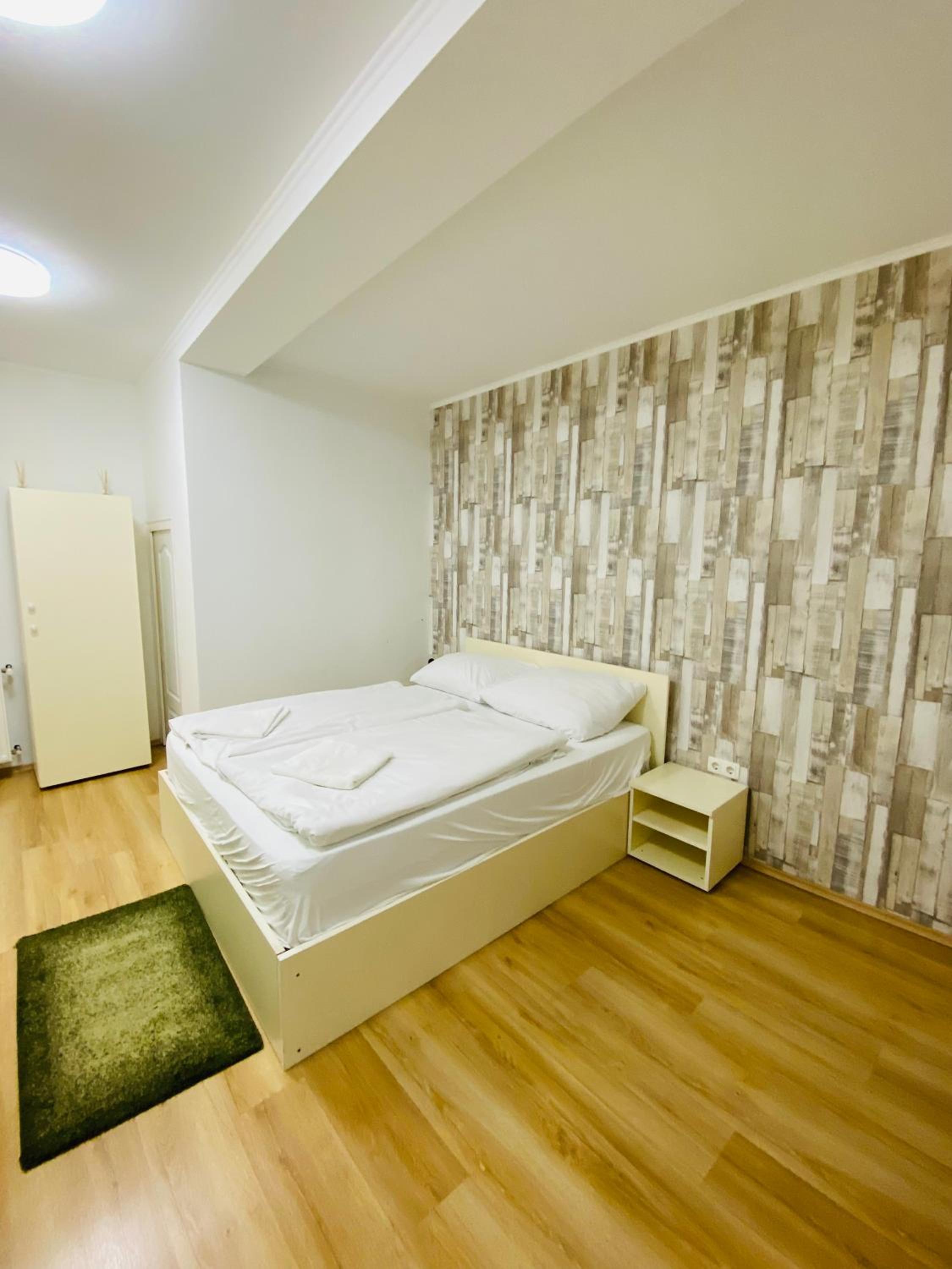 Double Room - Photo 38