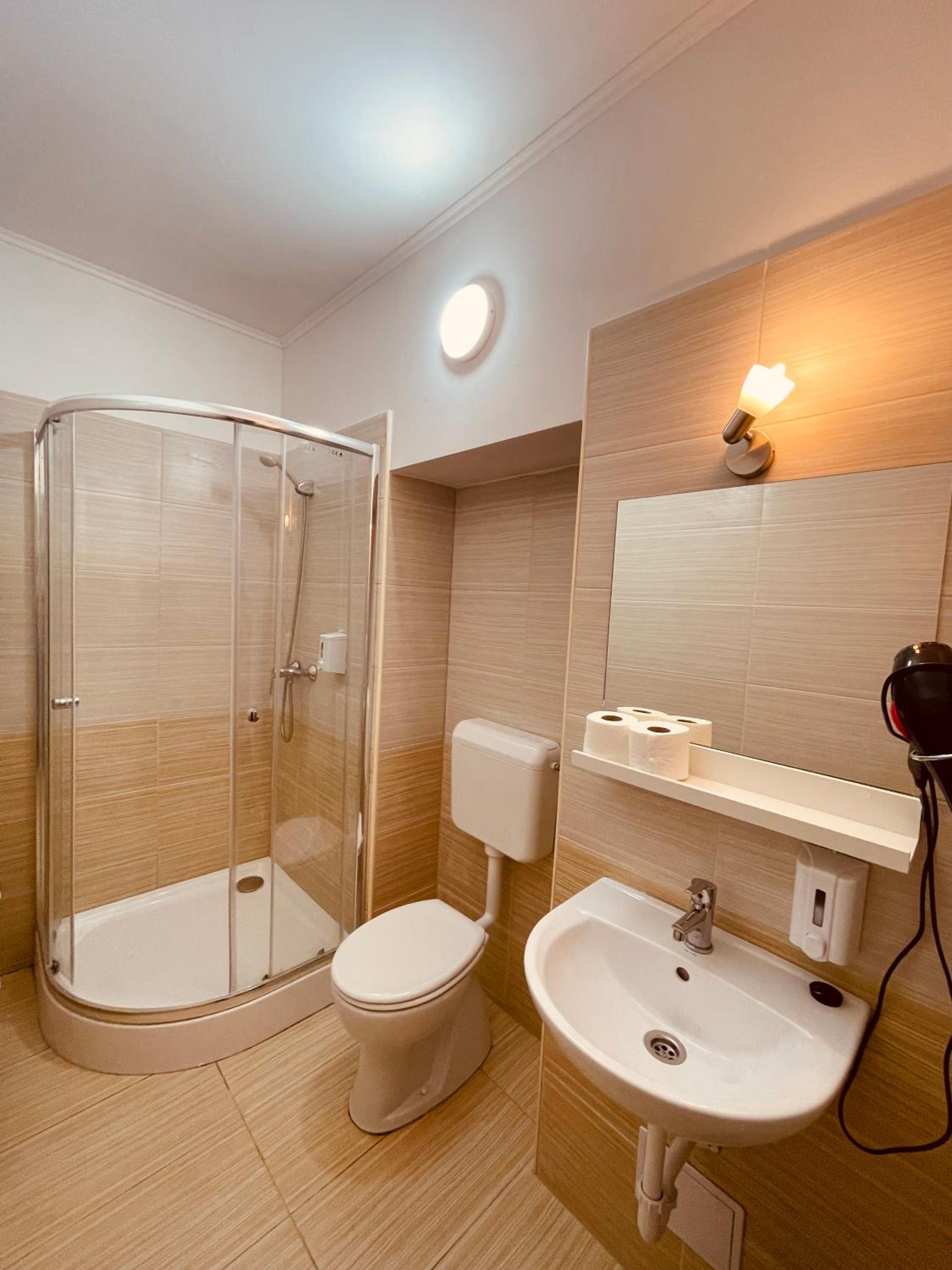 Double Room - Photo 64