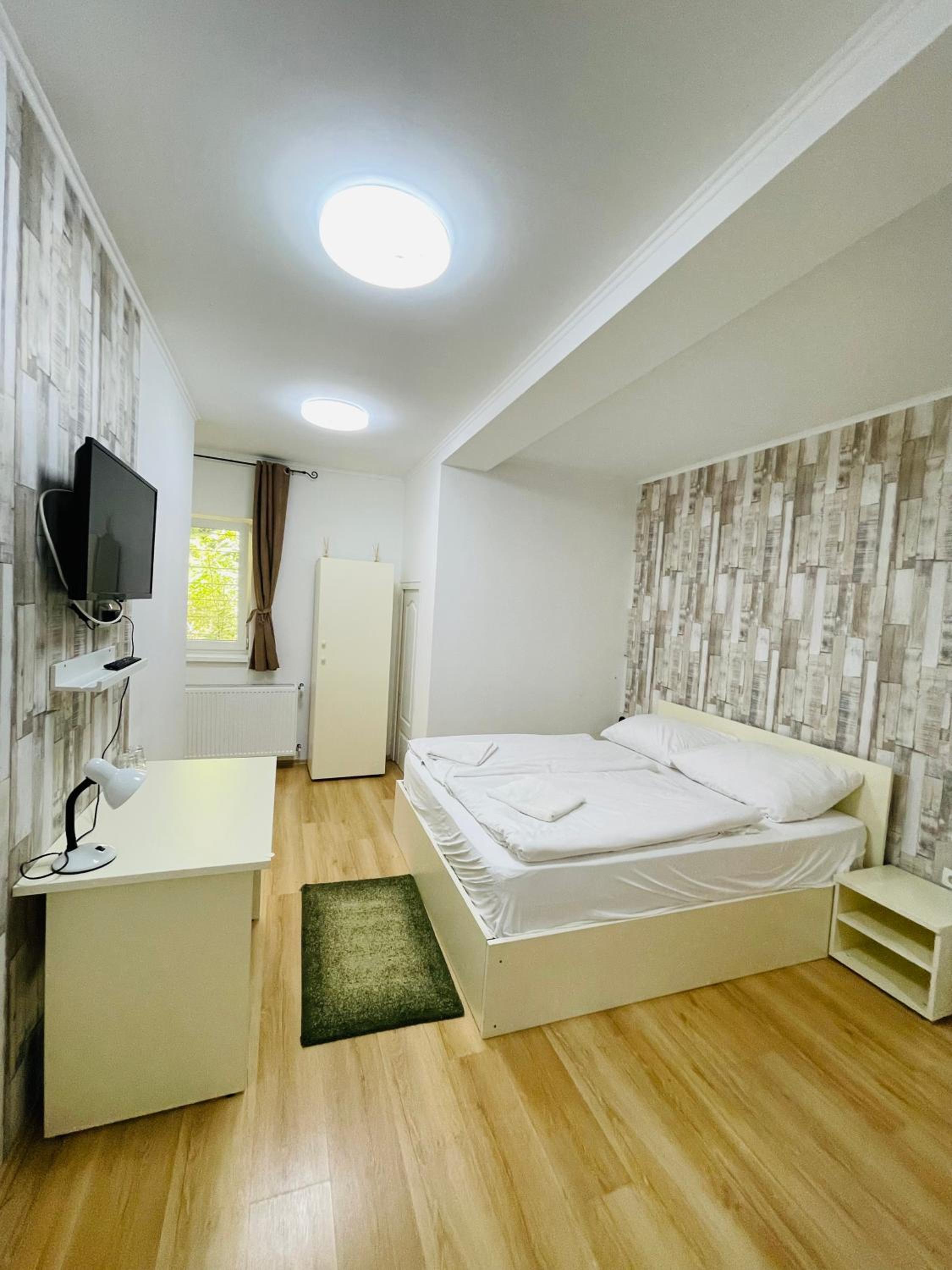 Double Room - Photo 60