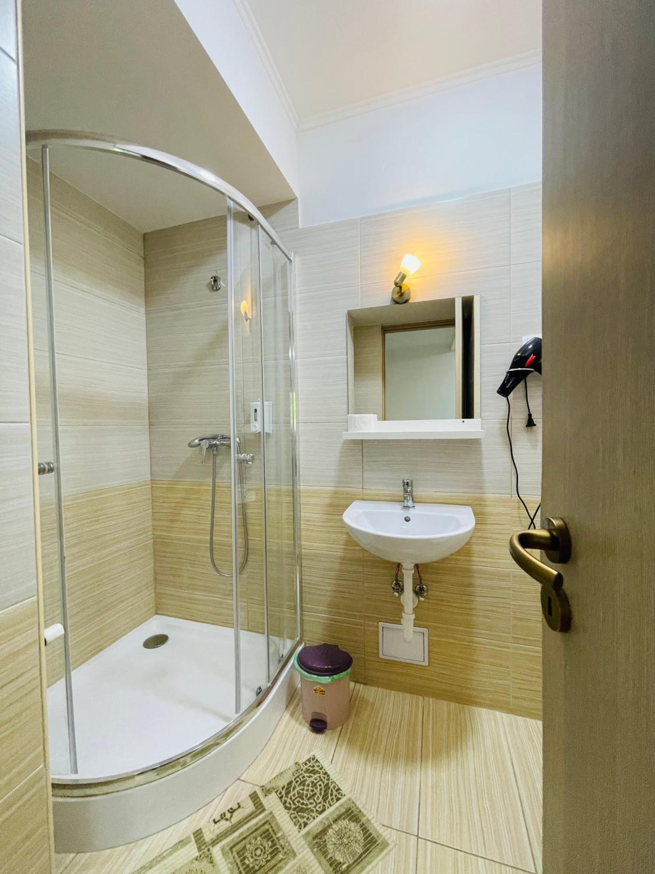 Double Room - Photo 82