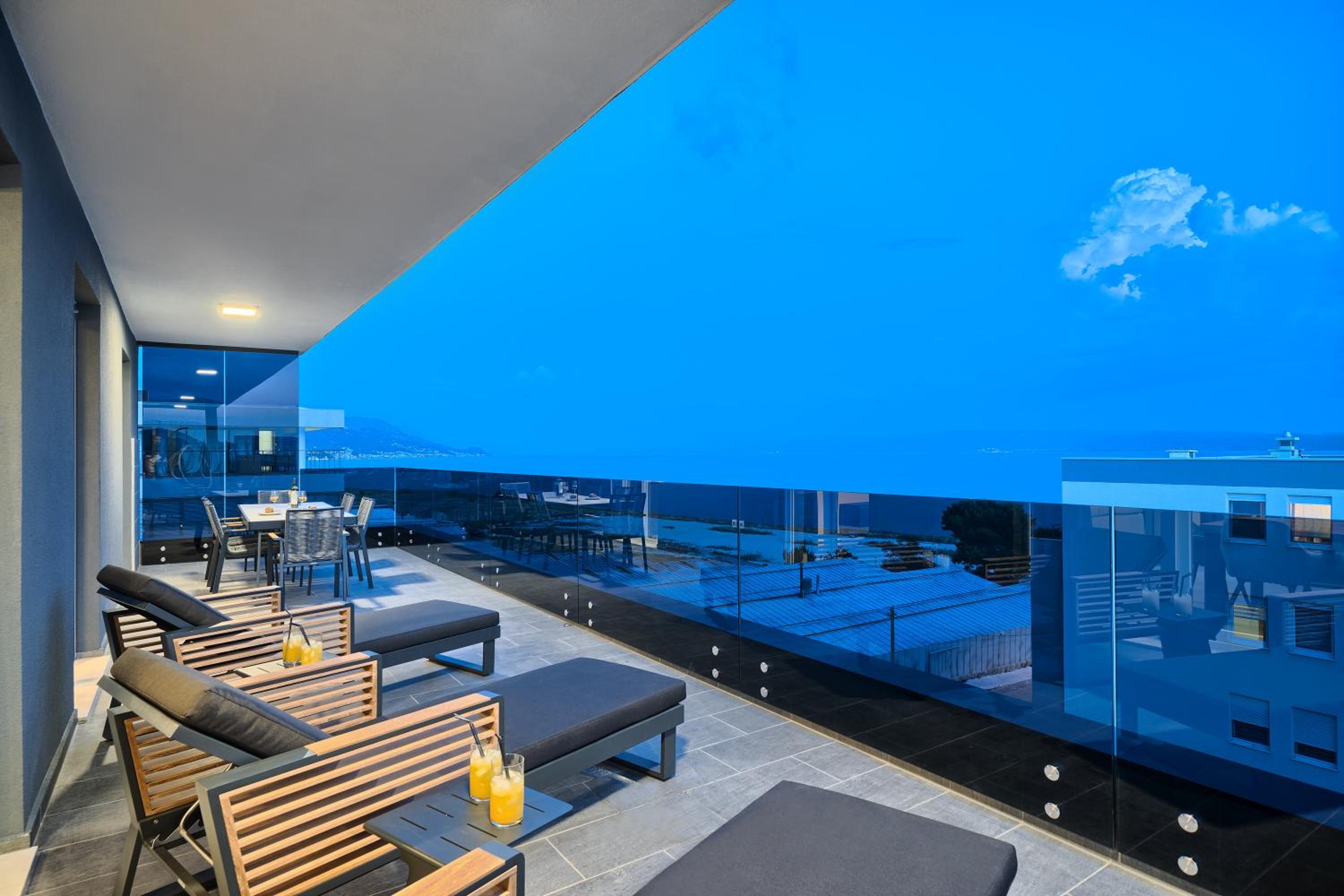 Penthouse Apartment - Photo 14