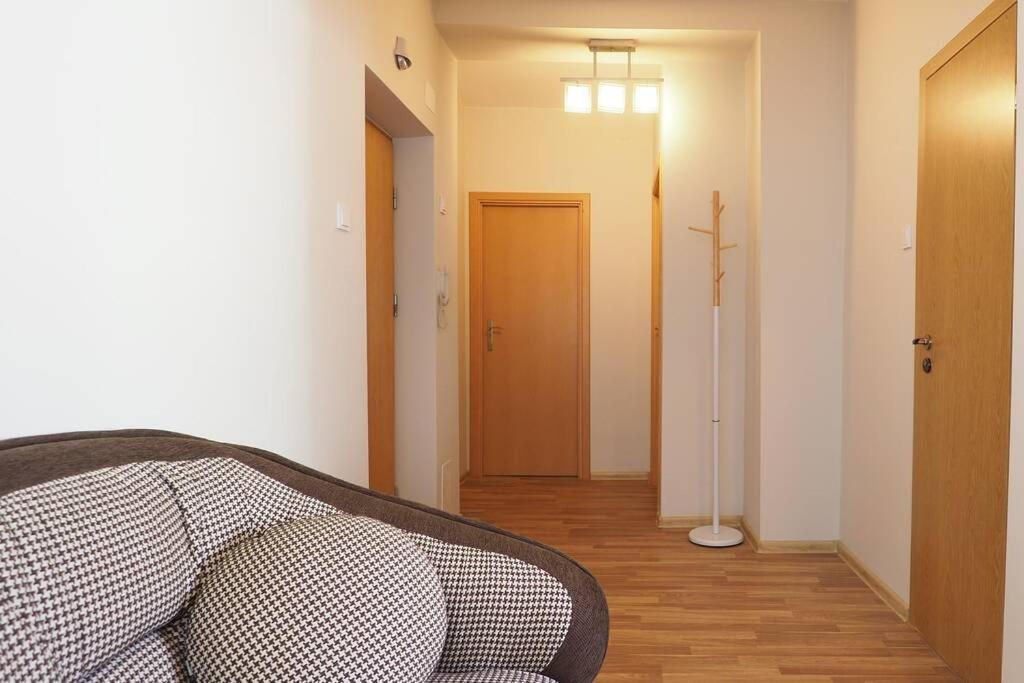 Two-Bedroom Apartment - Photo 5