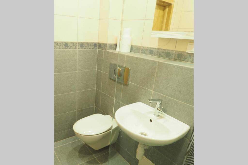 Two-Bedroom Apartment - Photo 11