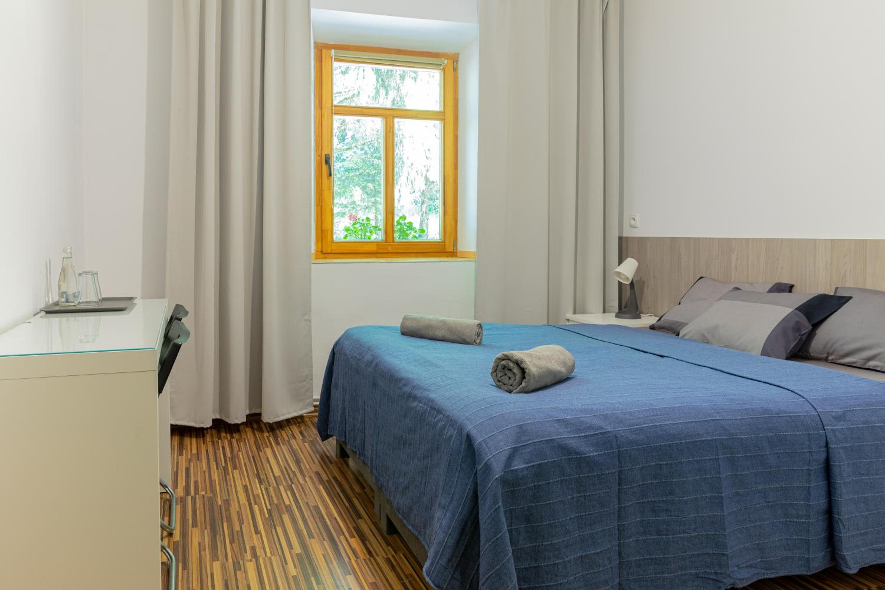 Small Double Room photo 1