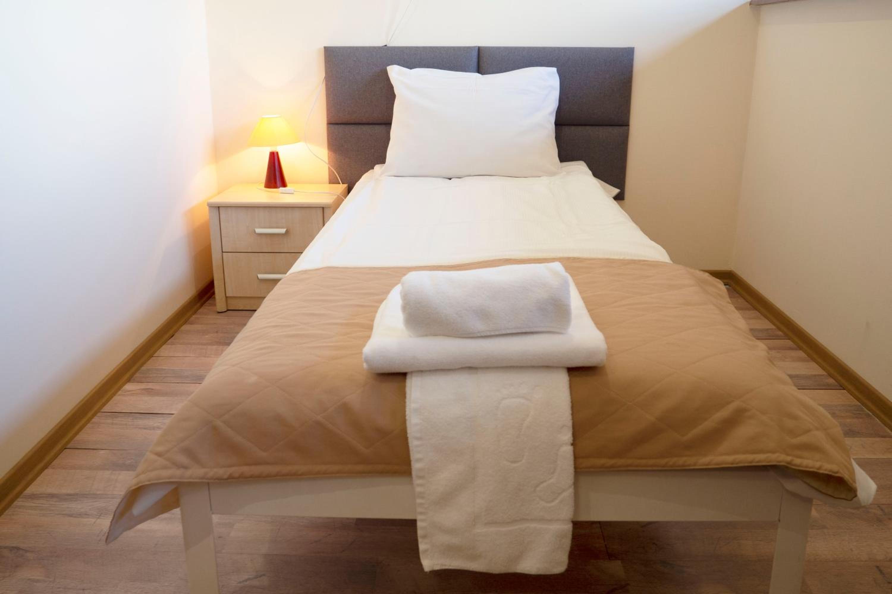 Quadruple Room - Photo 3