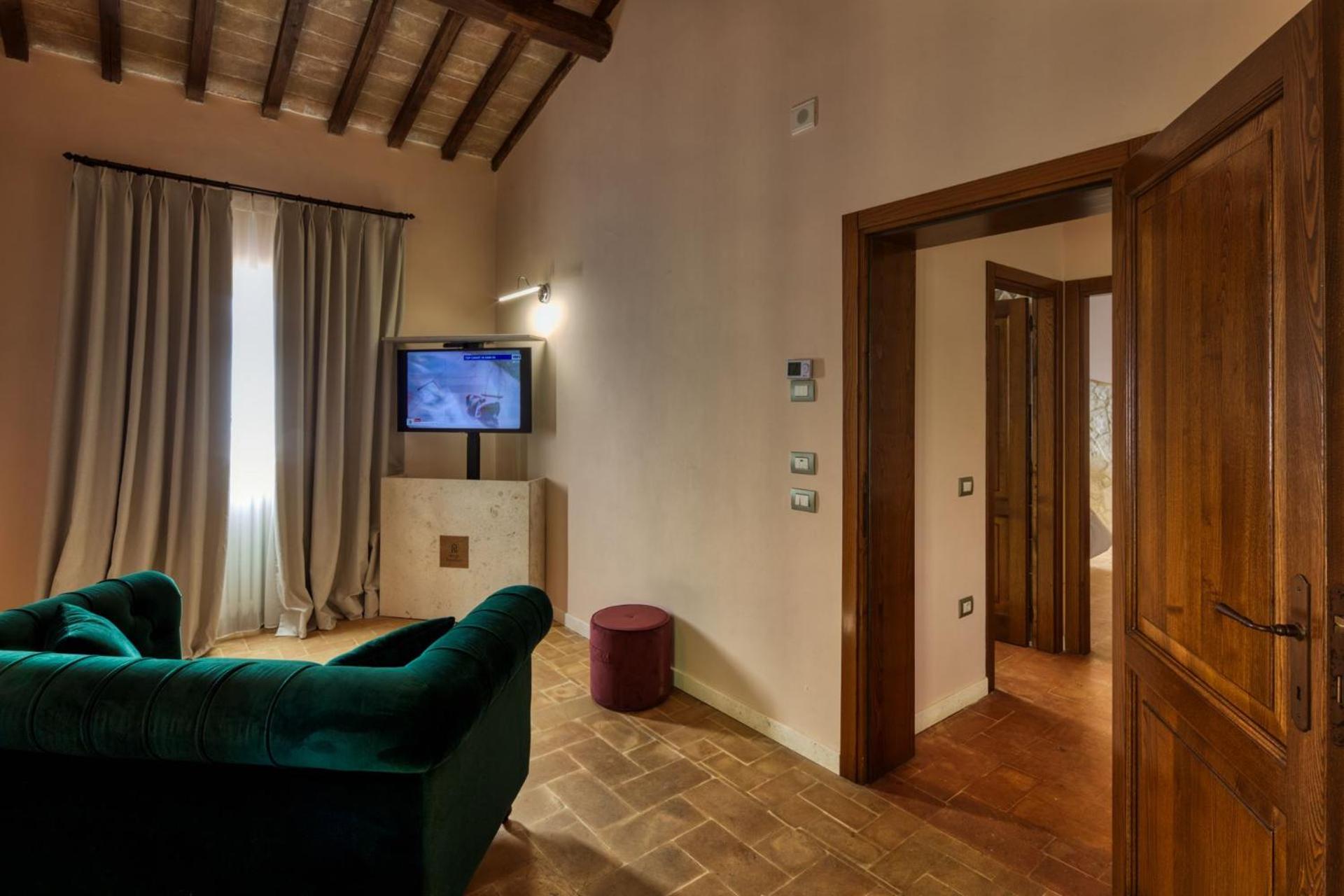 Deluxe Double Room - Photo 5