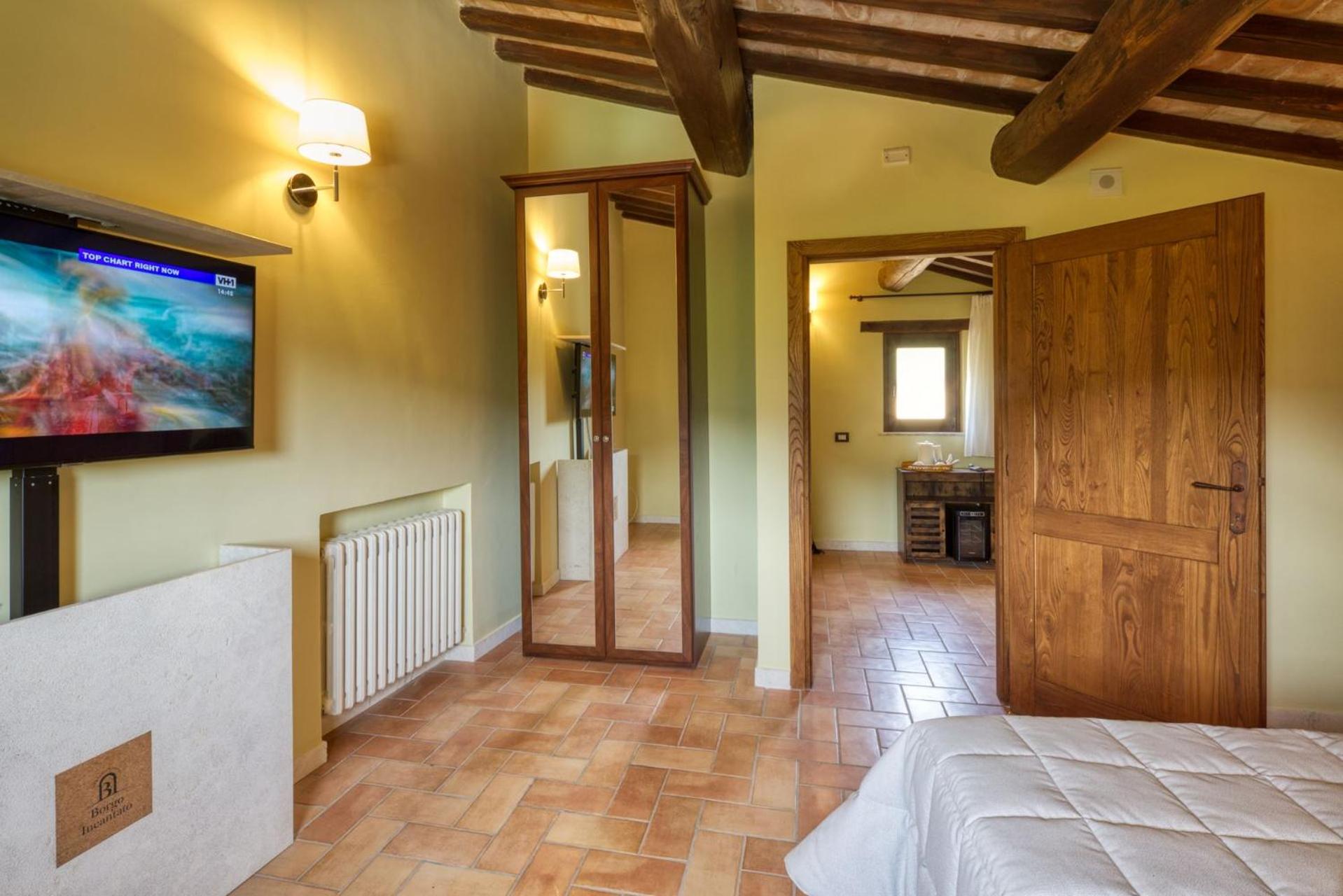 Deluxe Double Room - Photo 7