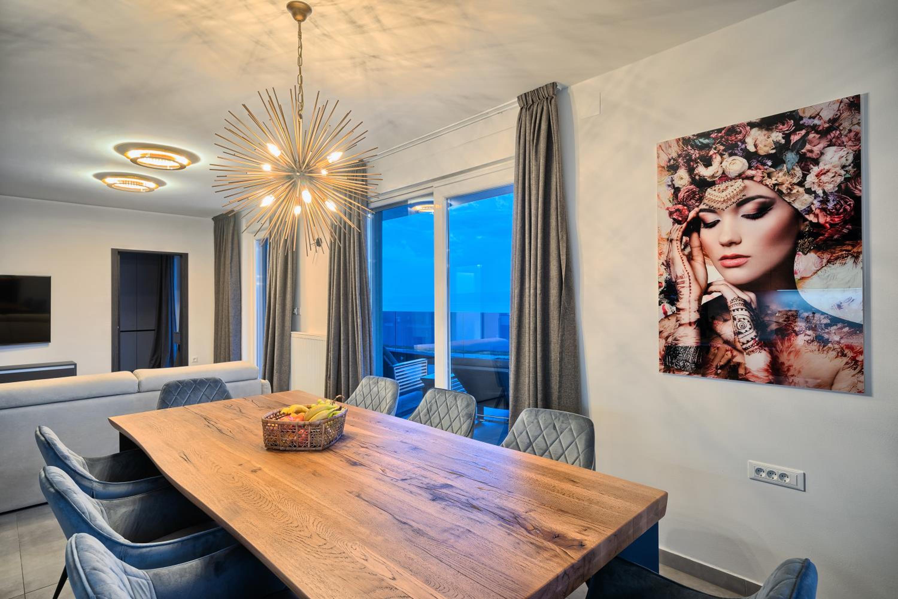 Penthouse Apartment - Photo 50