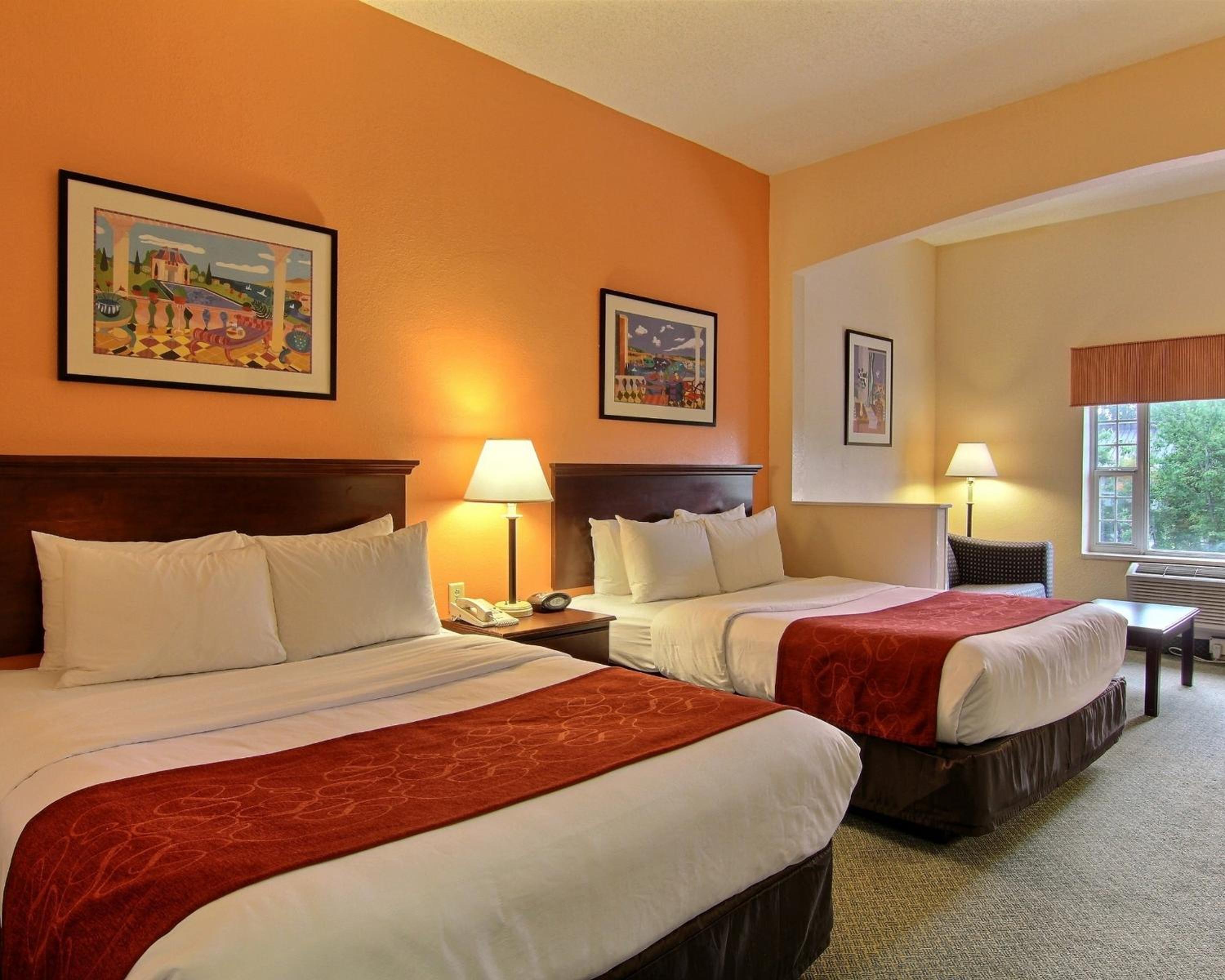Queen Suite - Photo 4
