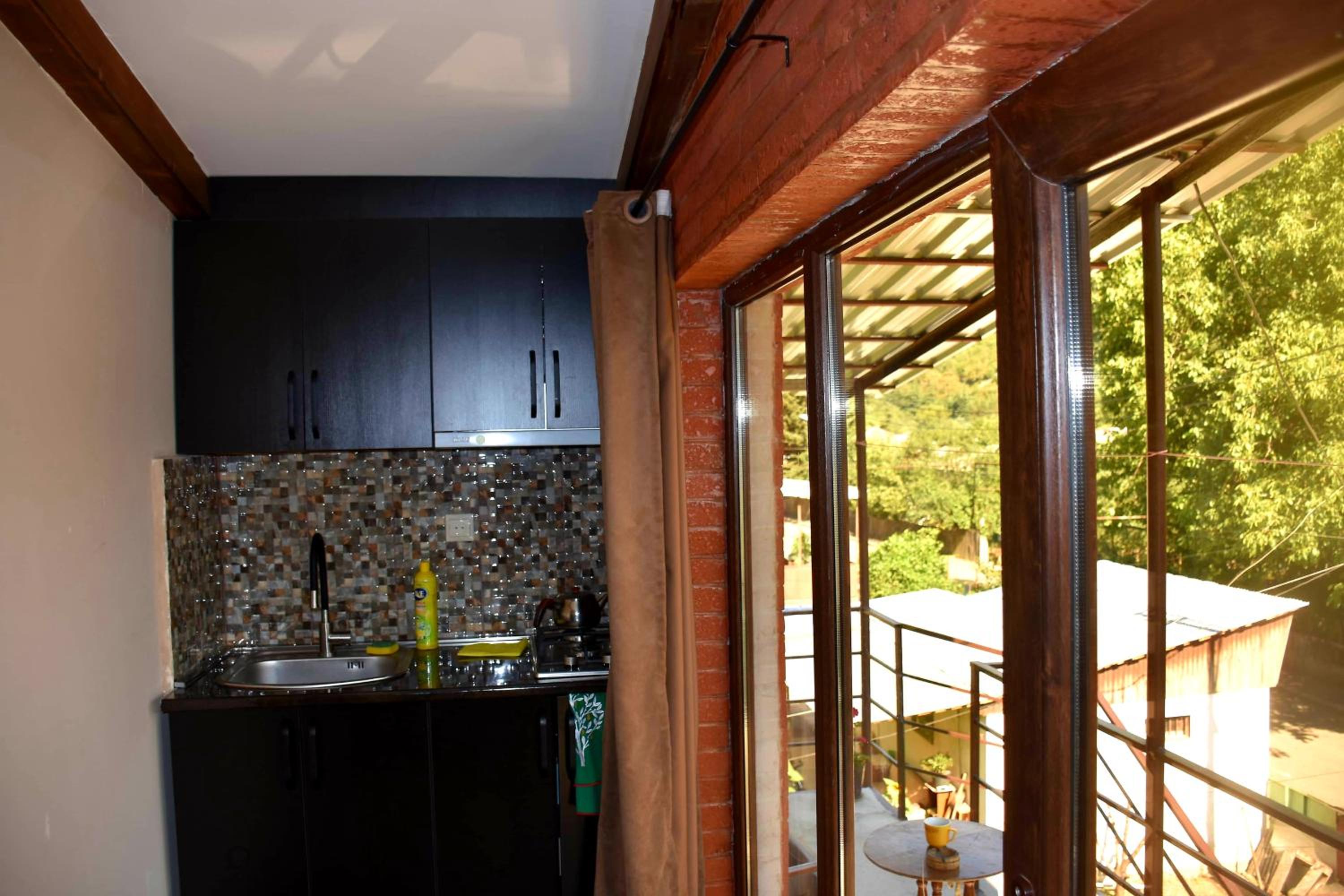 One-Bedroom House photo 2