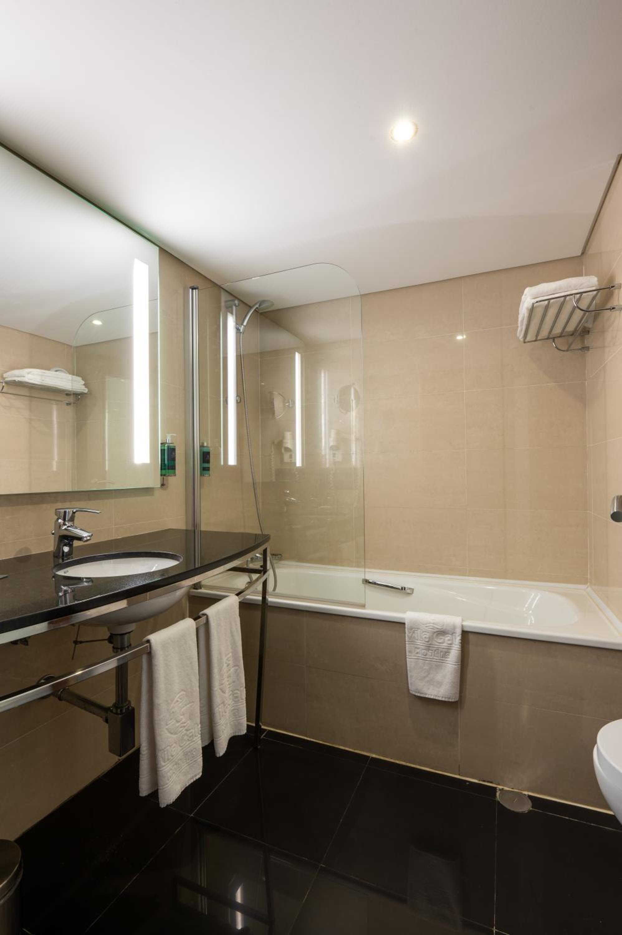 Junior Suite with Sea View - Photo 5