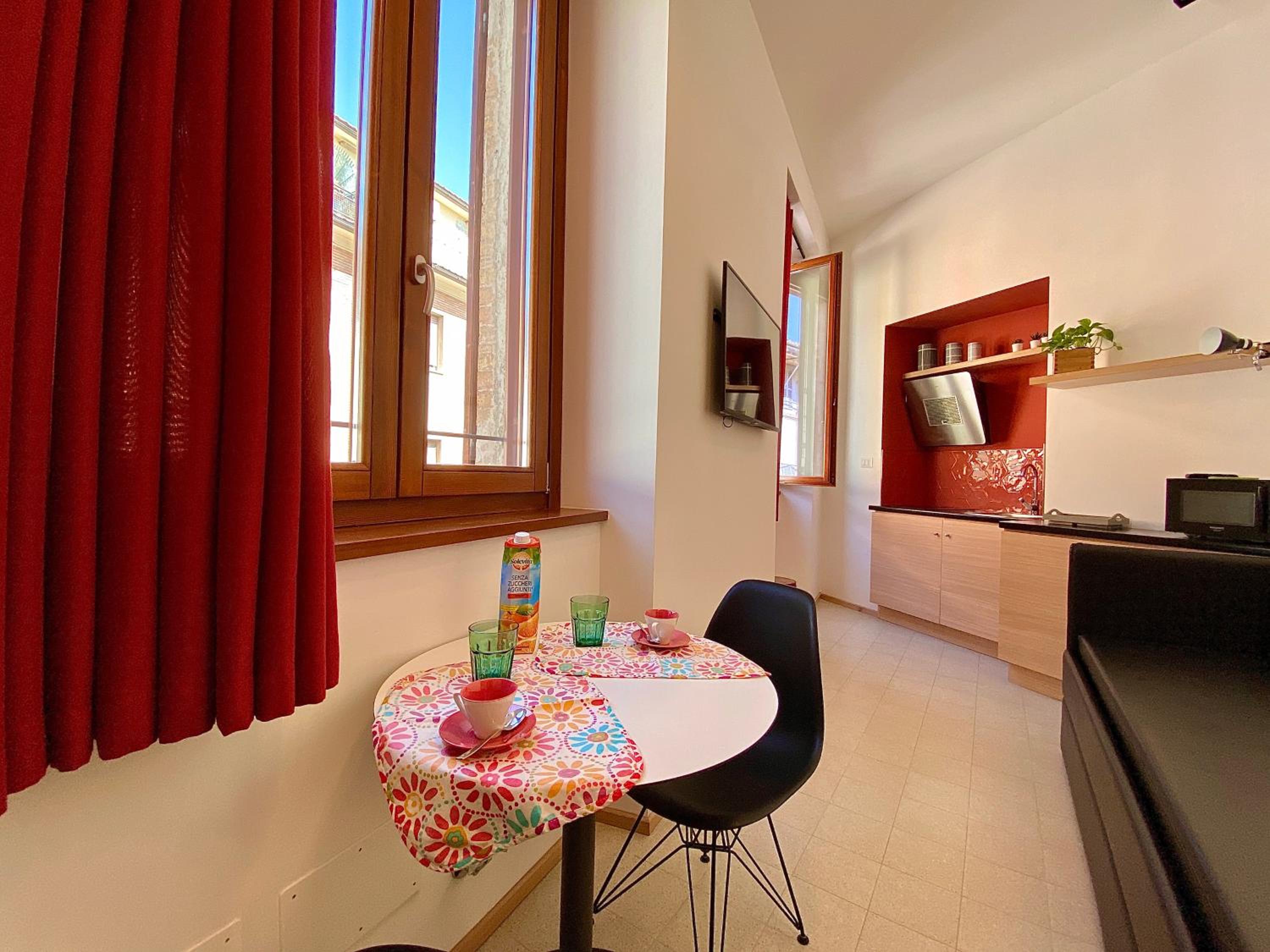 Double or Twin Room with Private Bathroom photo 3