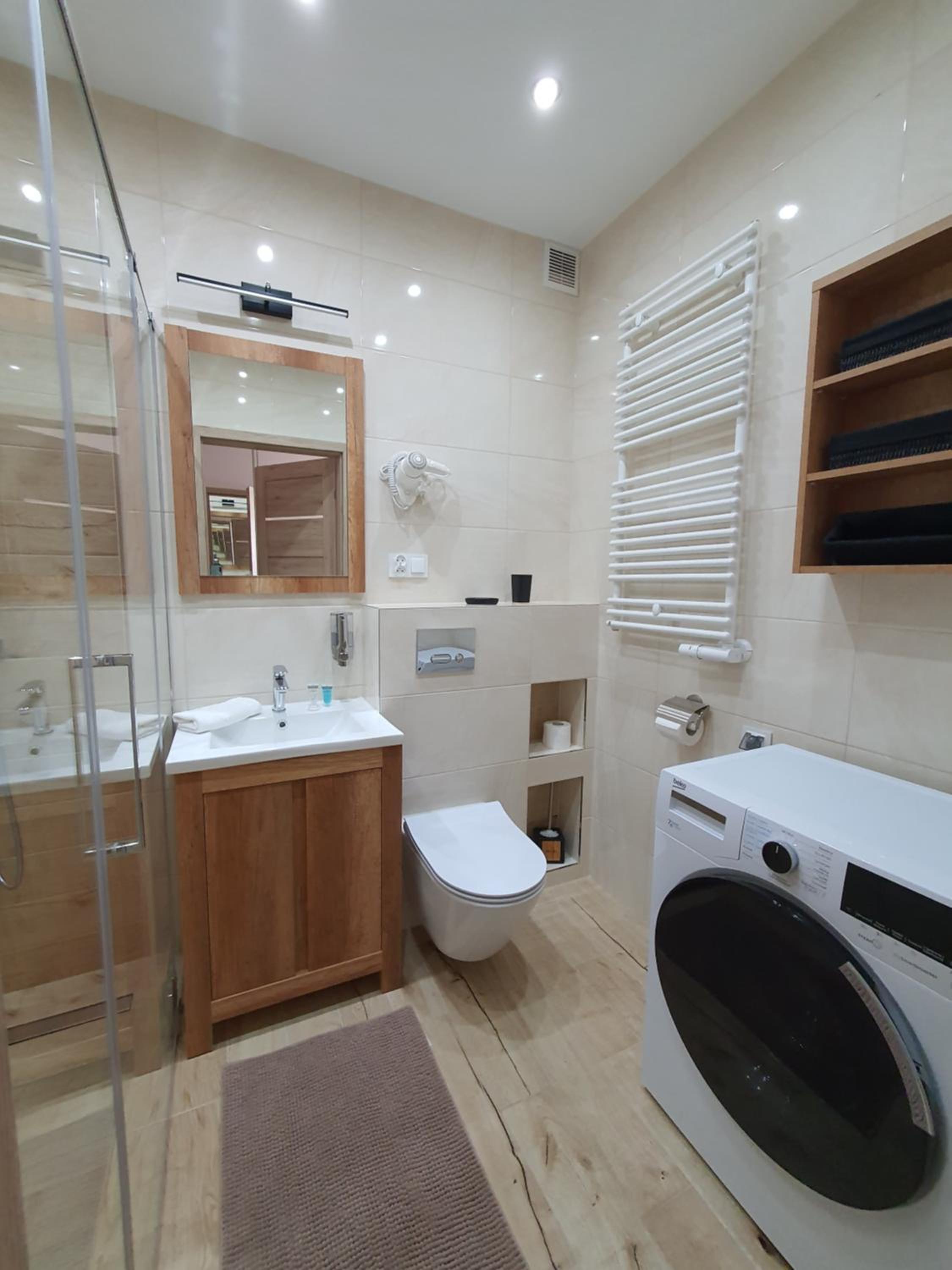 One-Bedroom Apartment - Photo 13