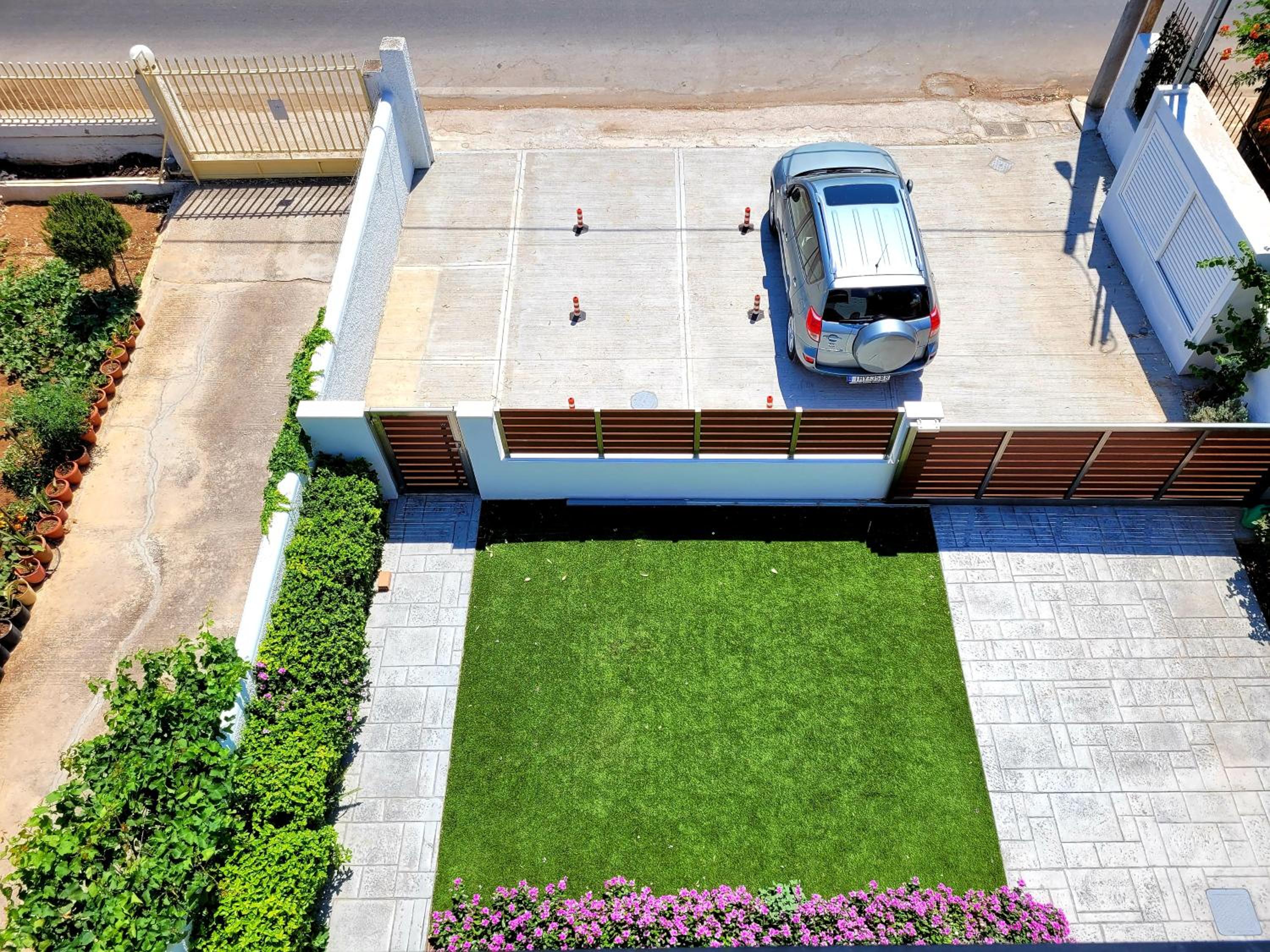 Apartment with Balcony photo 3