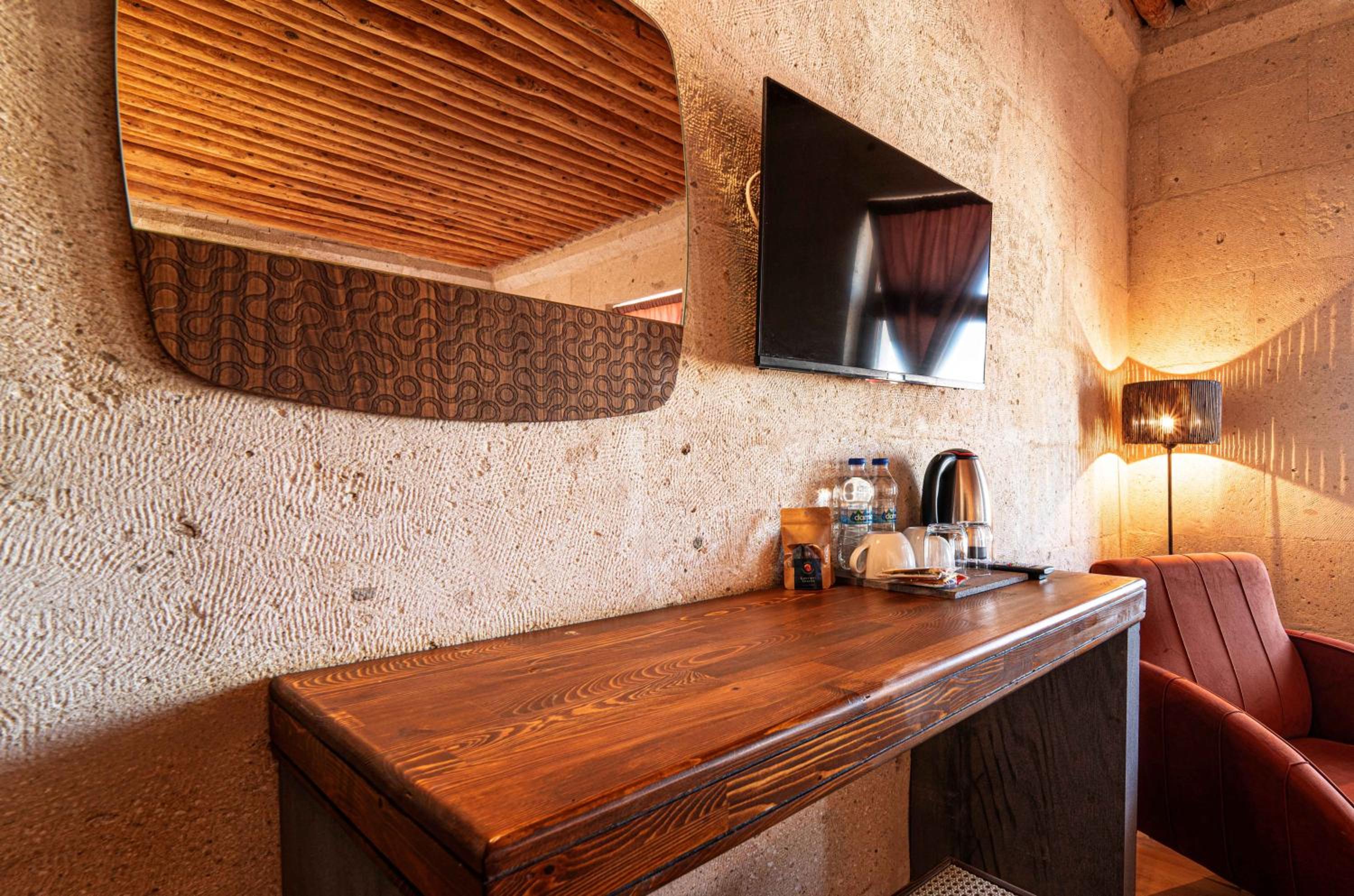 Junior Suite - Photo 17