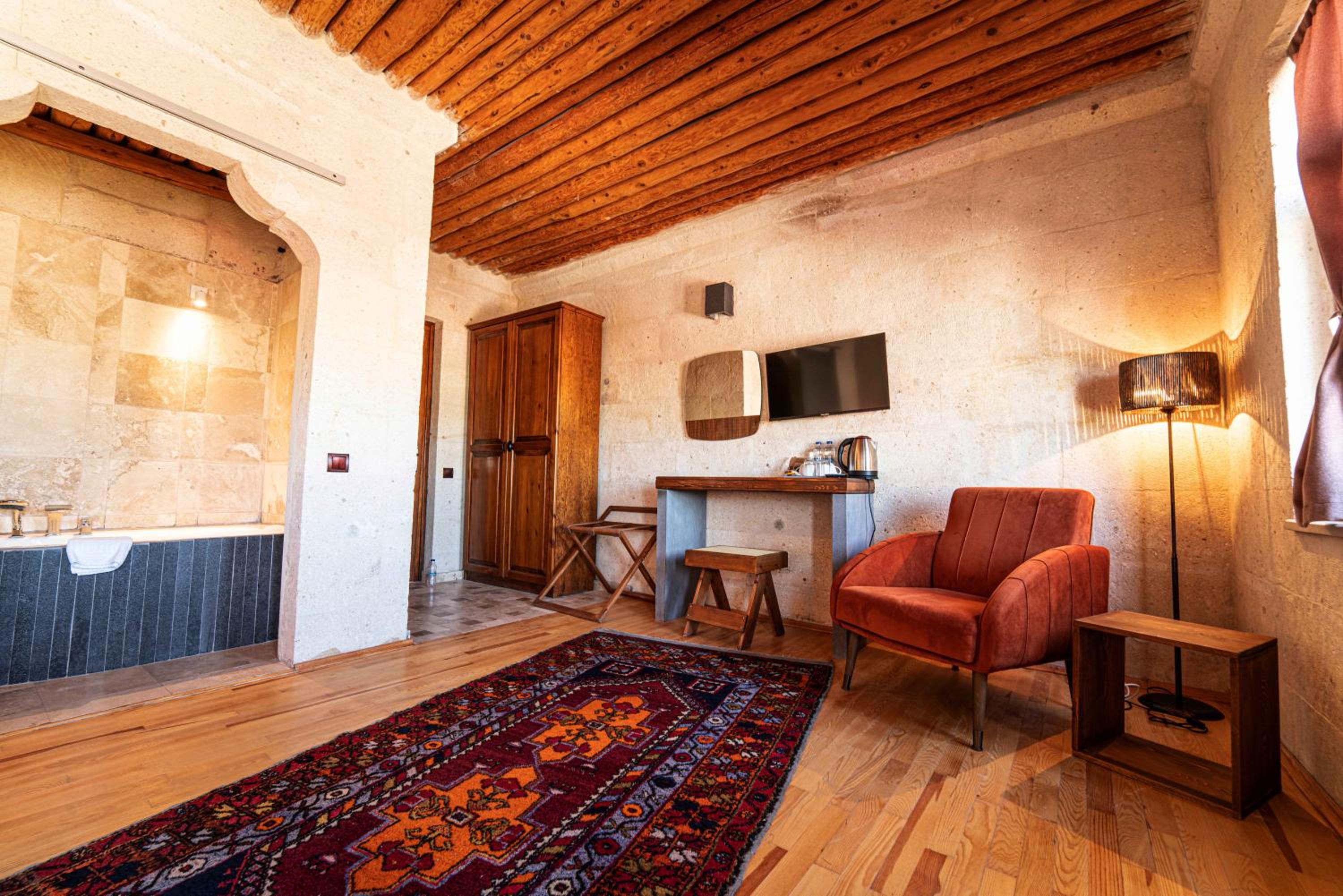 Junior Suite - Photo 21