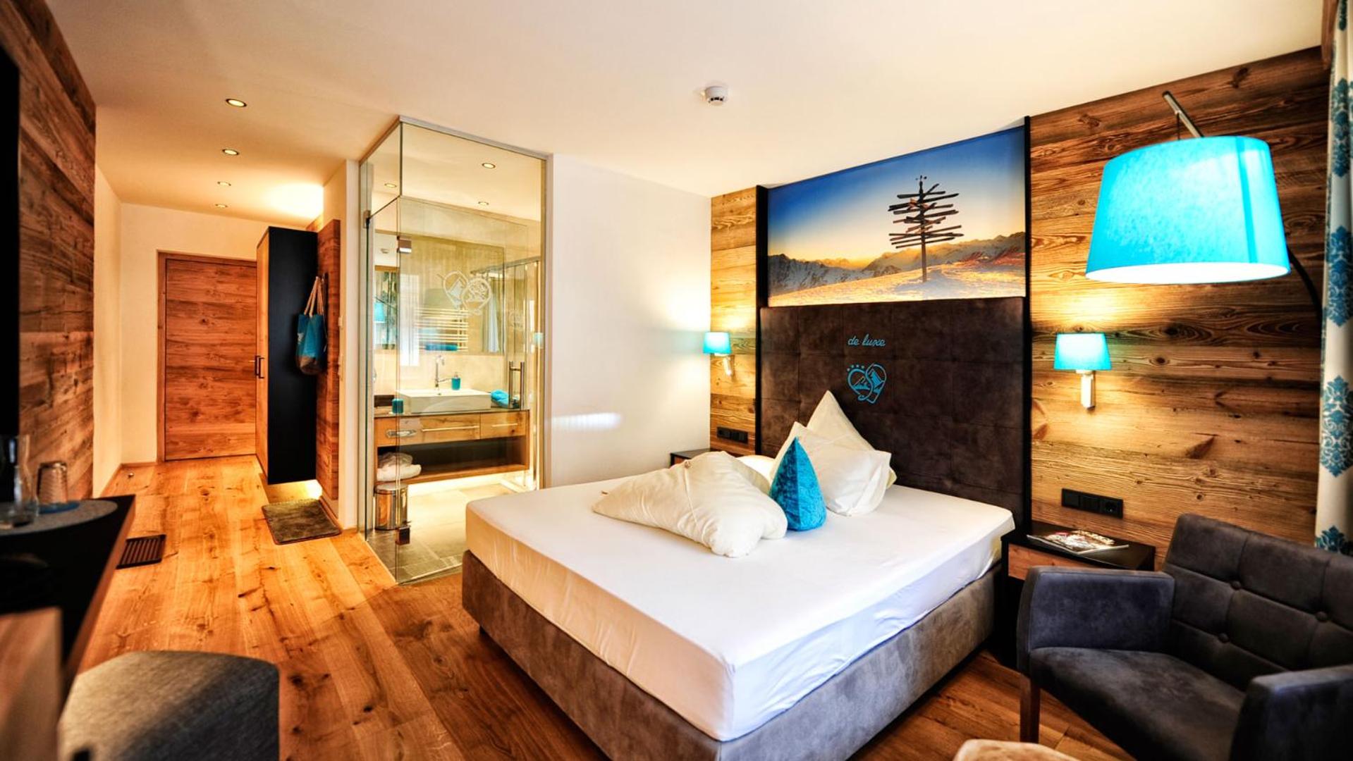 Budget Double Room photo 3