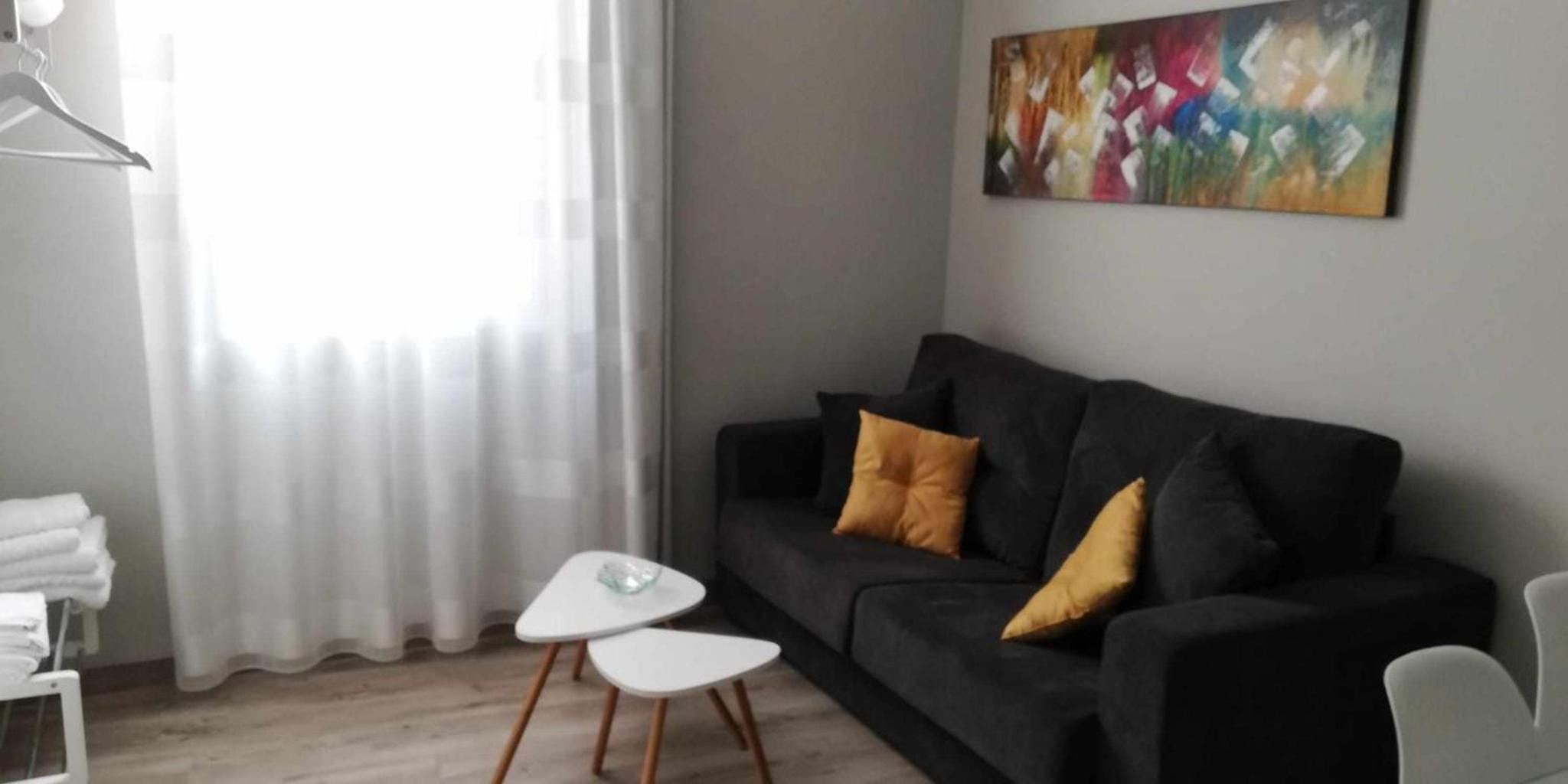 One-Bedroom Apartment - Photo 13