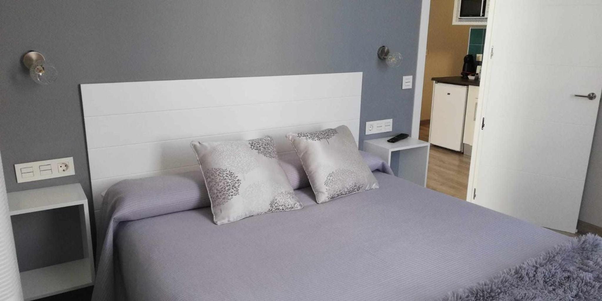 One-Bedroom Apartment - Photo 17