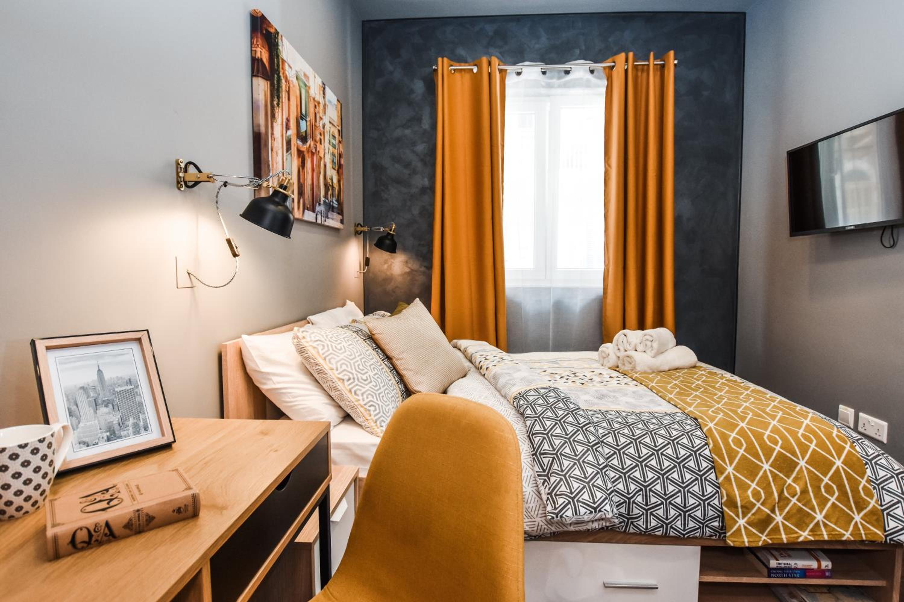 Double Room with Private Bathroom
