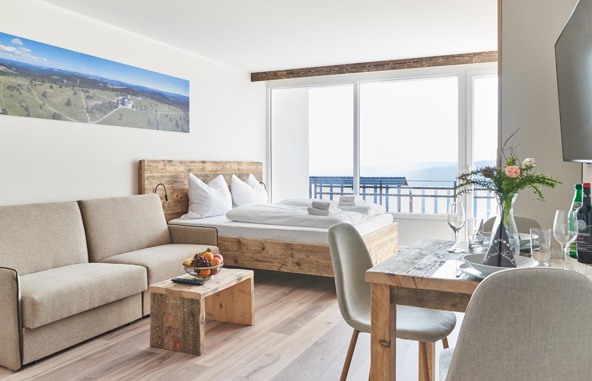 Apartment with Mountain View photo 1