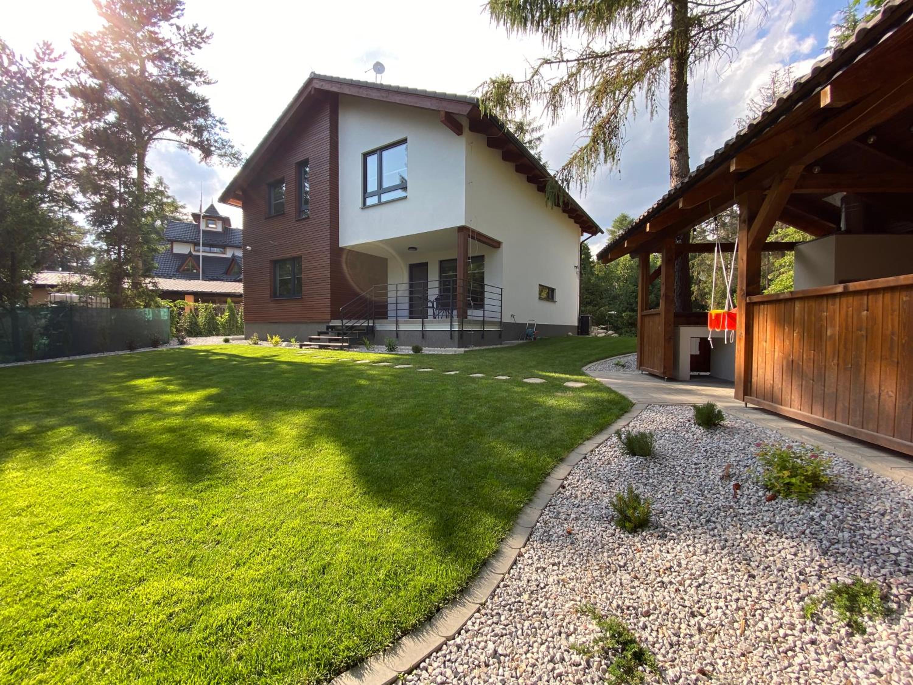 Villa photo 1