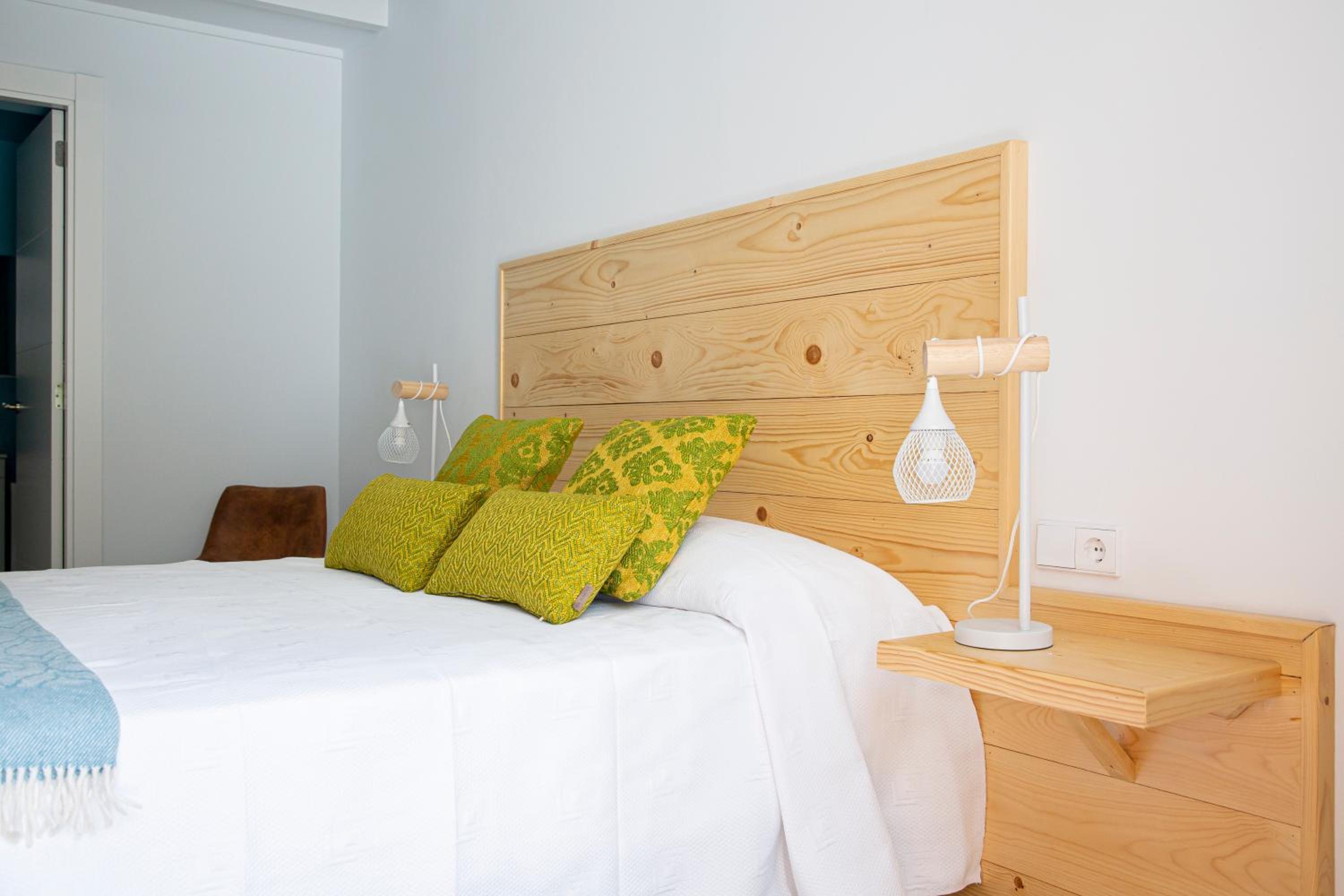 Habitación Triple con Baño Privado