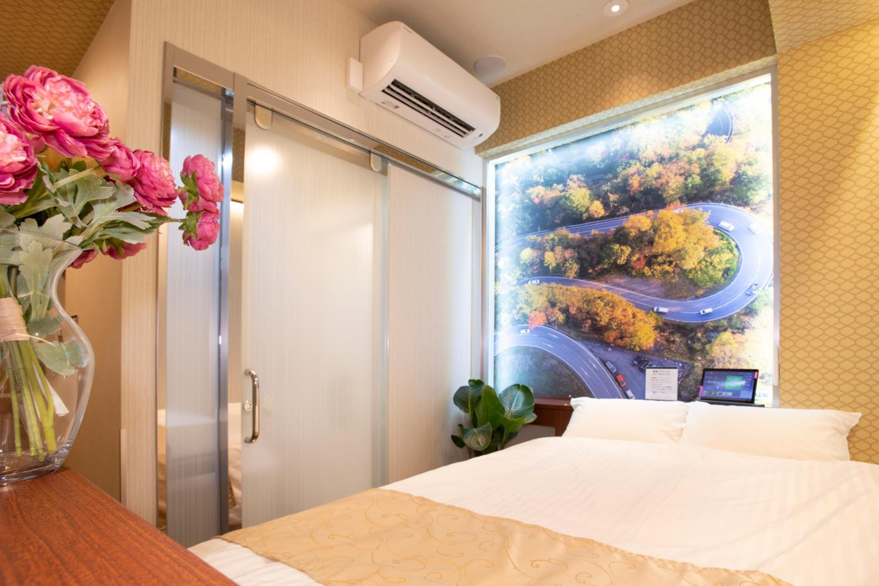 Double Room Non-Smoking  - Photo 5