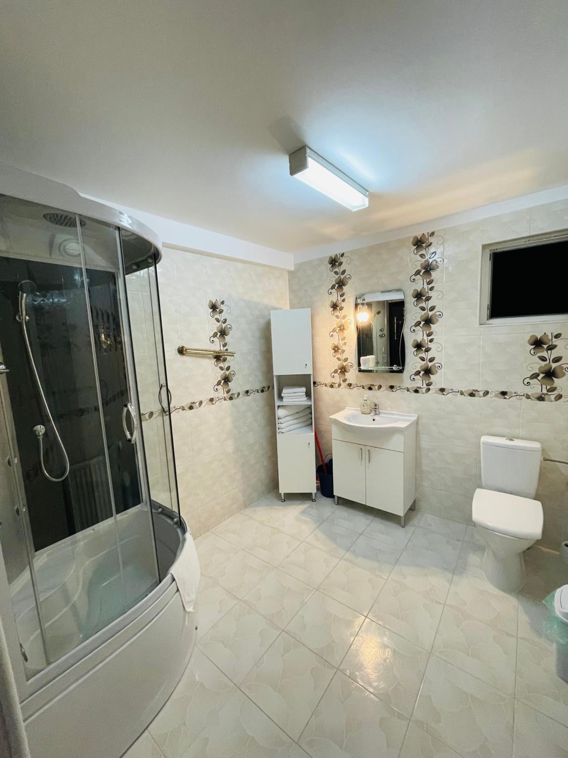 Two-Bedroom Apartment - Photo 12